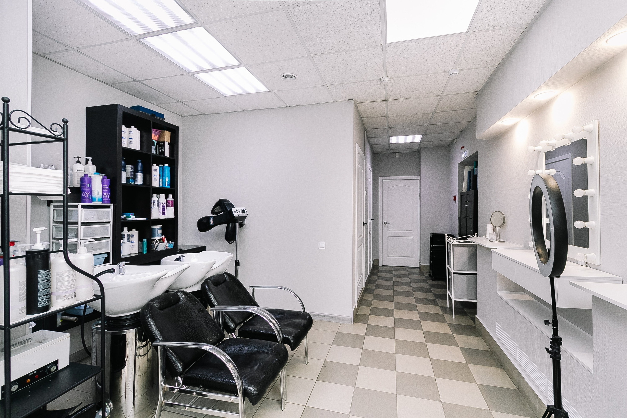 Салон красоты. Свадебный и репортажный фотограф в Новосибирске Матлак Дарья