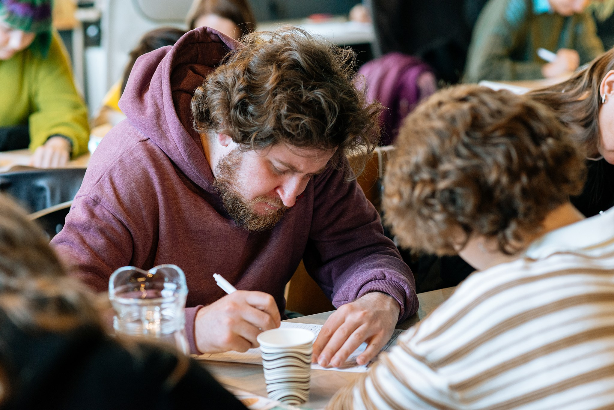 Тотальный диктант в Ночлежке. Апрель 26. Репортажный фотограф в Санкт-Петербурге Анастасия Клёпова