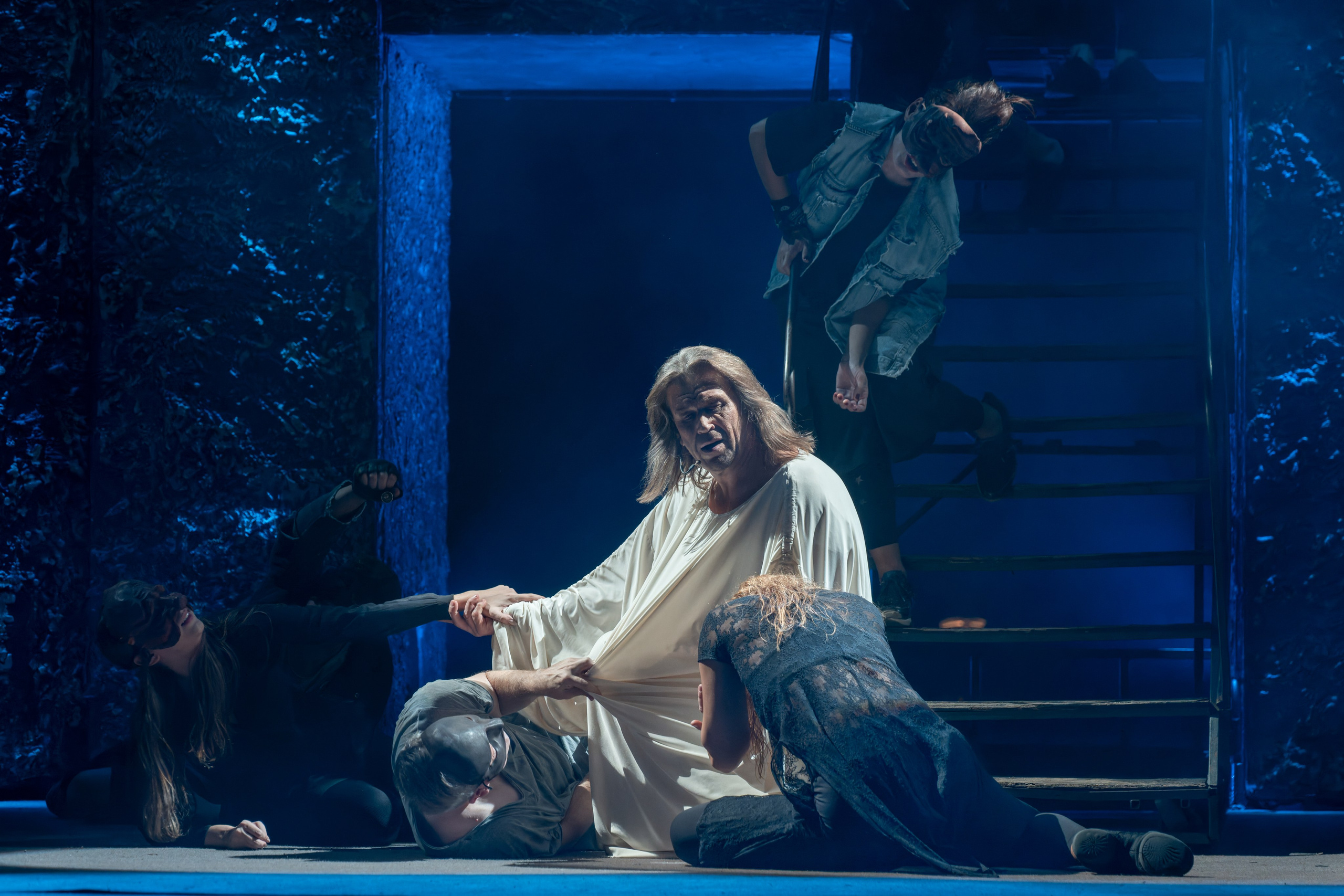 Театр Моссовета: Иисус Христос Супервезда — 35 лет на сцене. Сайт фотографа Сергея Абрамова