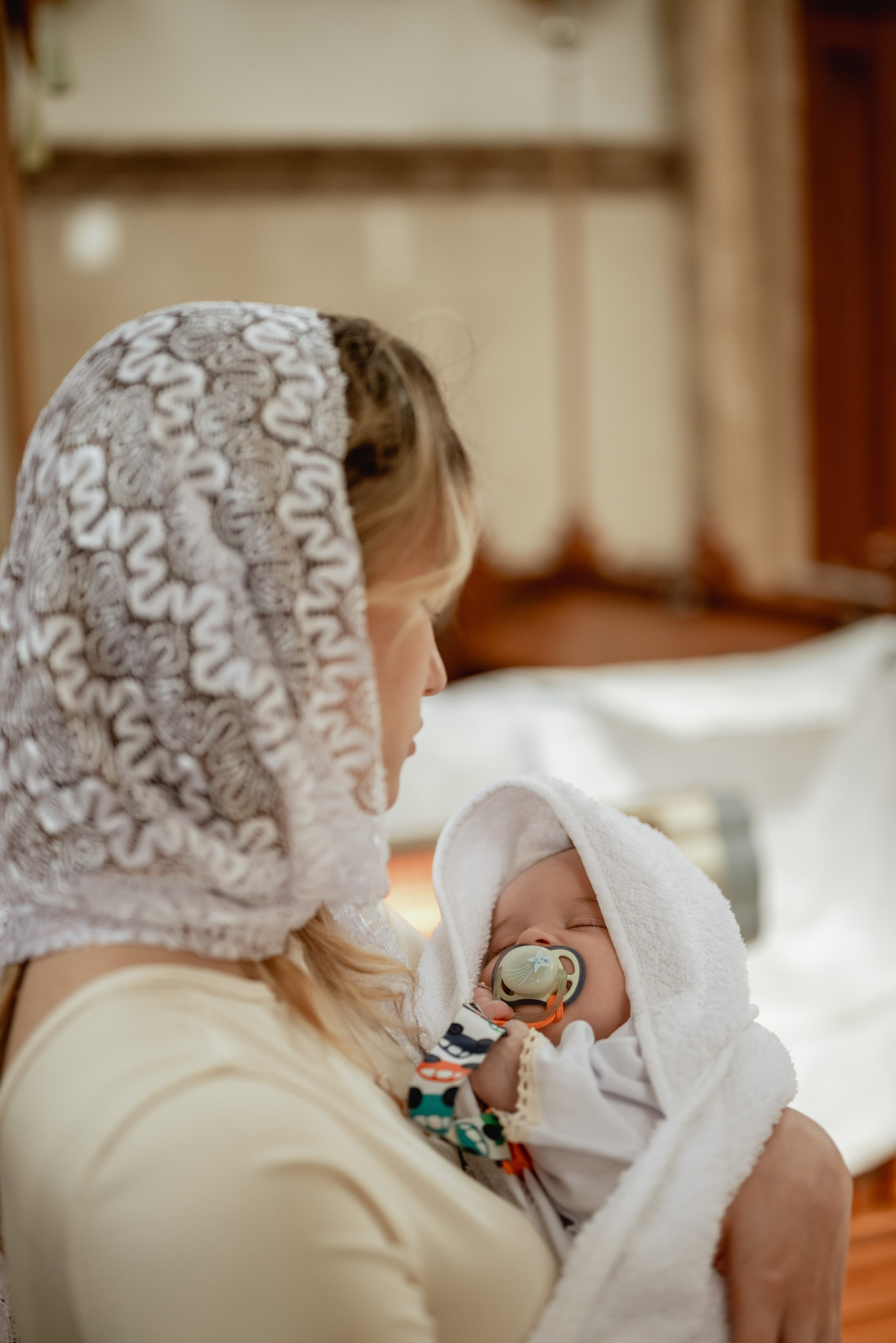 Крещение в Донецке. Юлия Басня семейный и свадебный фотограф в Донецке