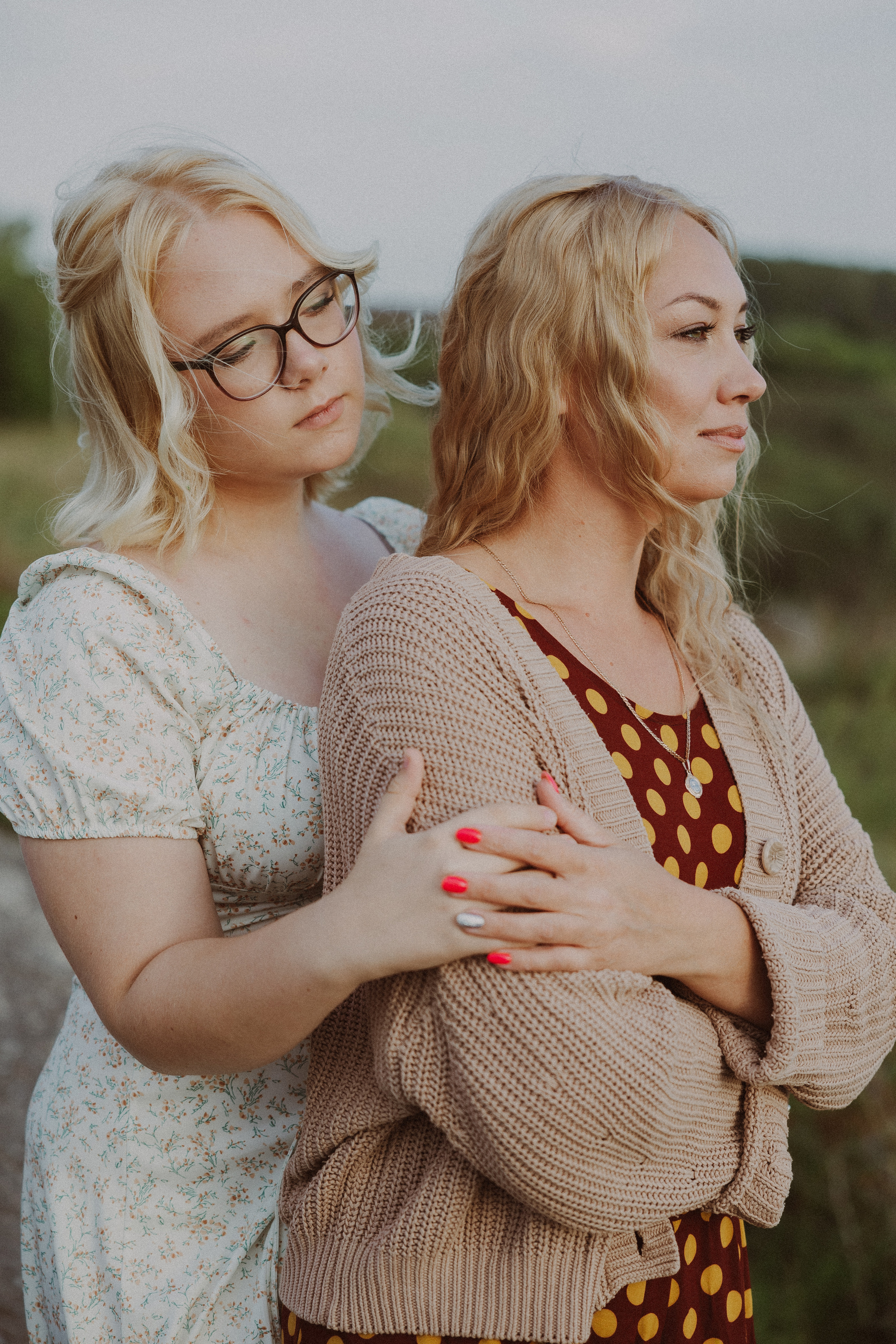 Семейная мама с дочками. Портретный и свадебный фотограф в Туле