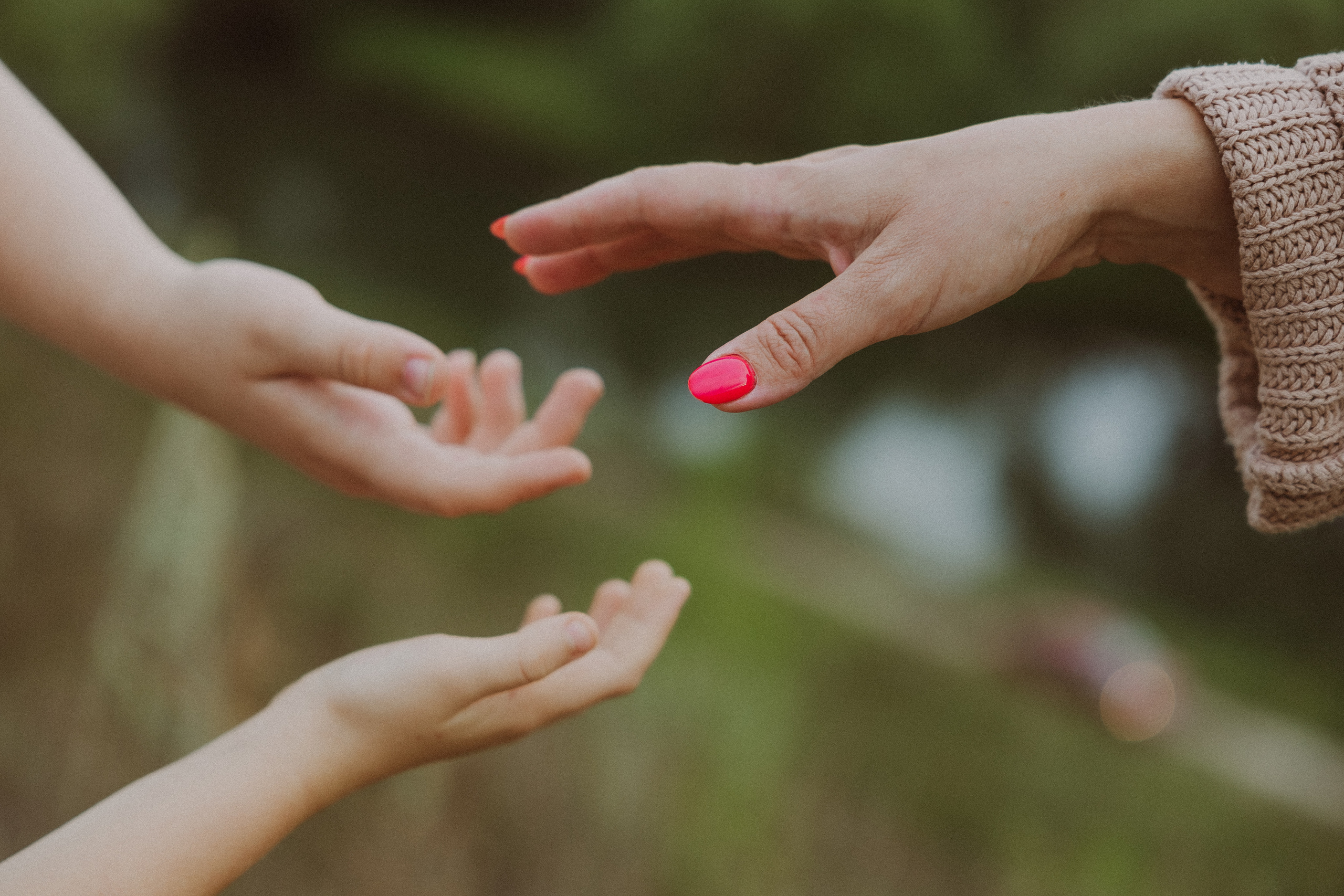 Семейная мама с дочками. Портретный и свадебный фотограф в Туле