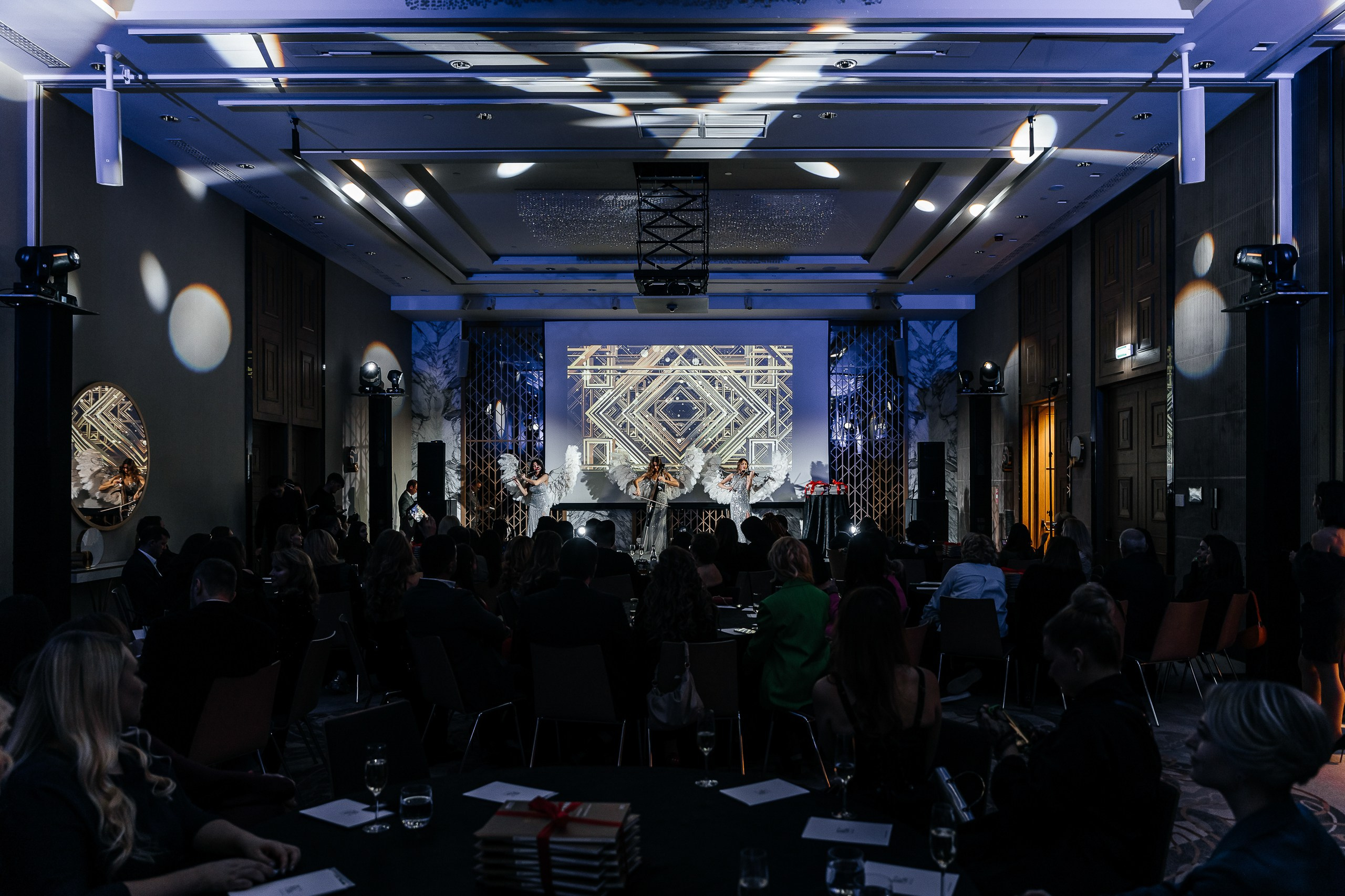 ПРЕЗЕНТАЦИЯ КНИГИ «ГЕРОИ НАШЕГО ВРЕМЕНИ». Свадебный и репортажный фотограф в Ростове-на-Дону Павел Кислов