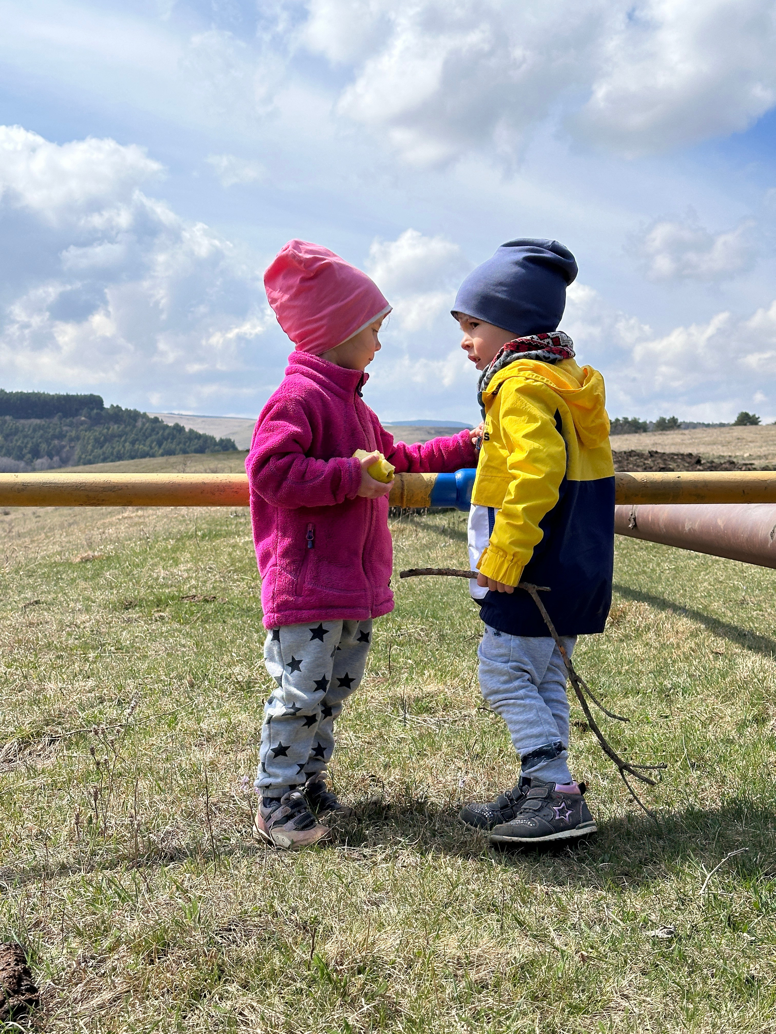 Дети. Смотри, красота!
