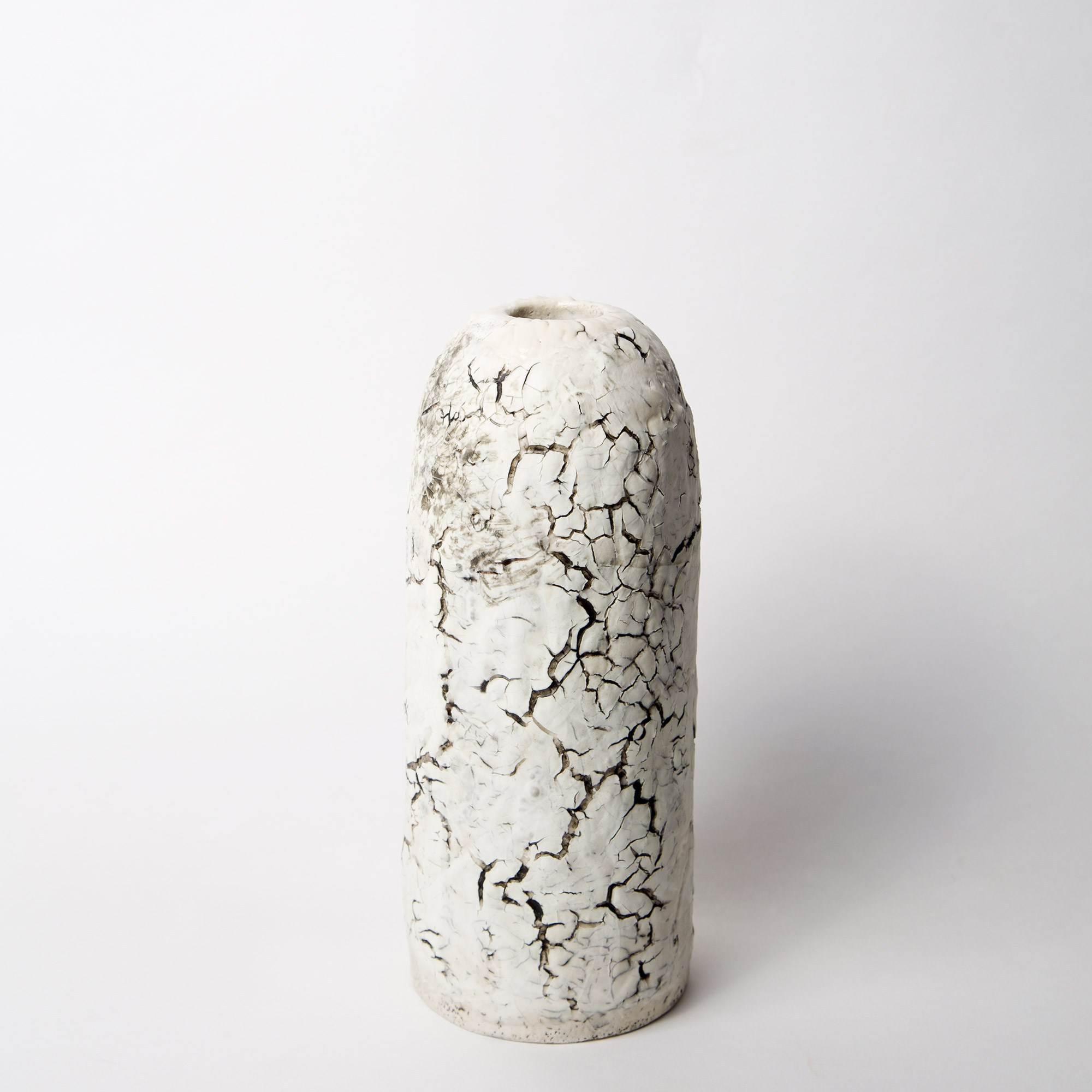 Lava. Художник керамист Вика Уйстрайх