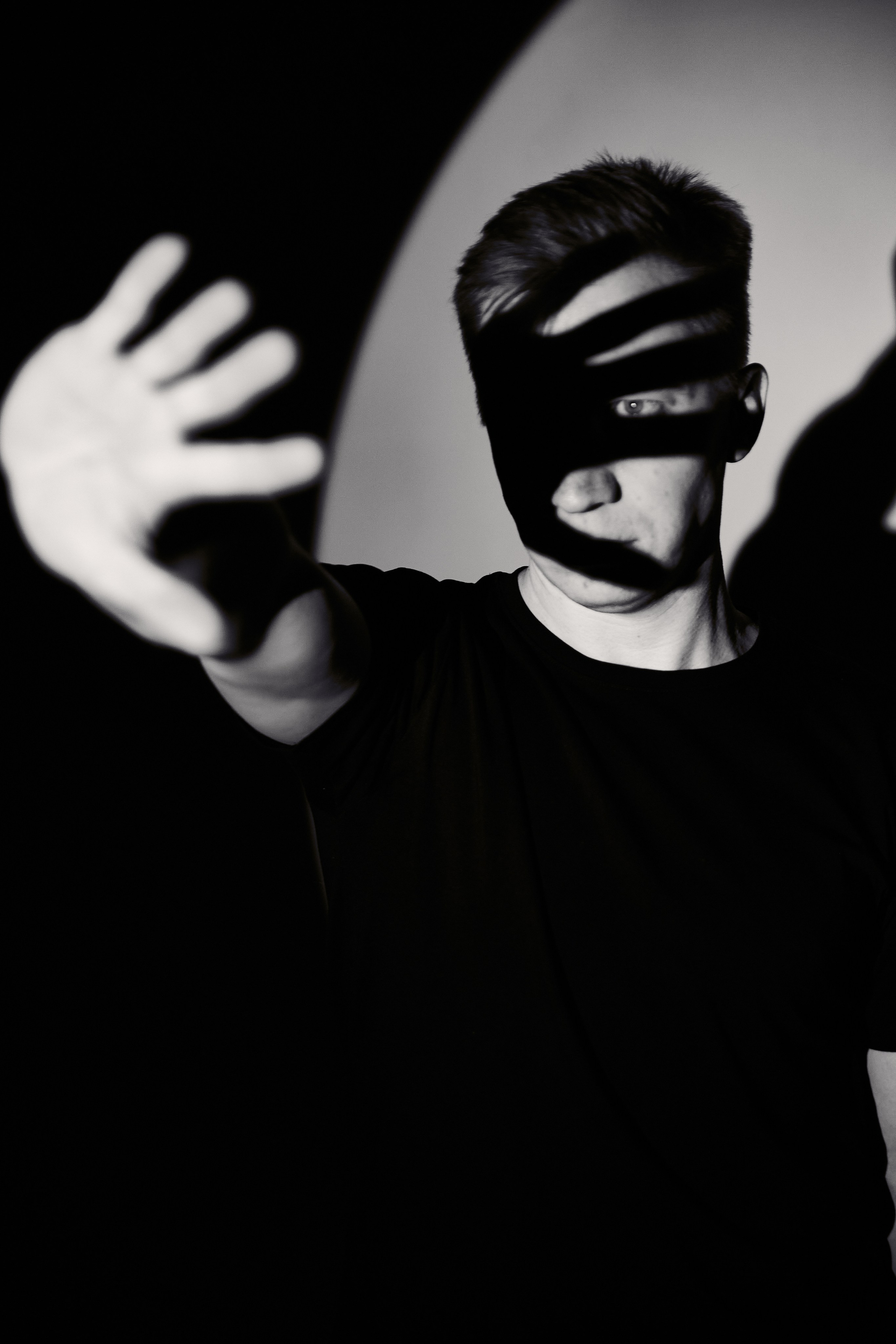 Артисты. Главная