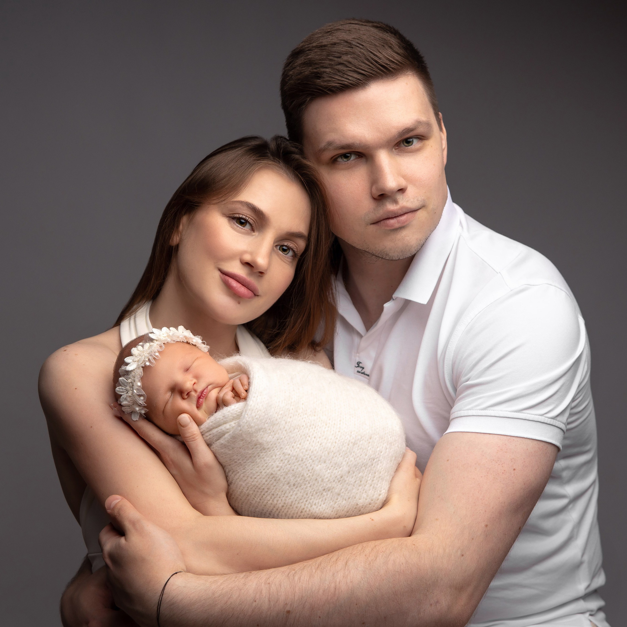 Кадры с родителями. Фотограф новорожденных, семейный фотограф в Санкт-Петербурге