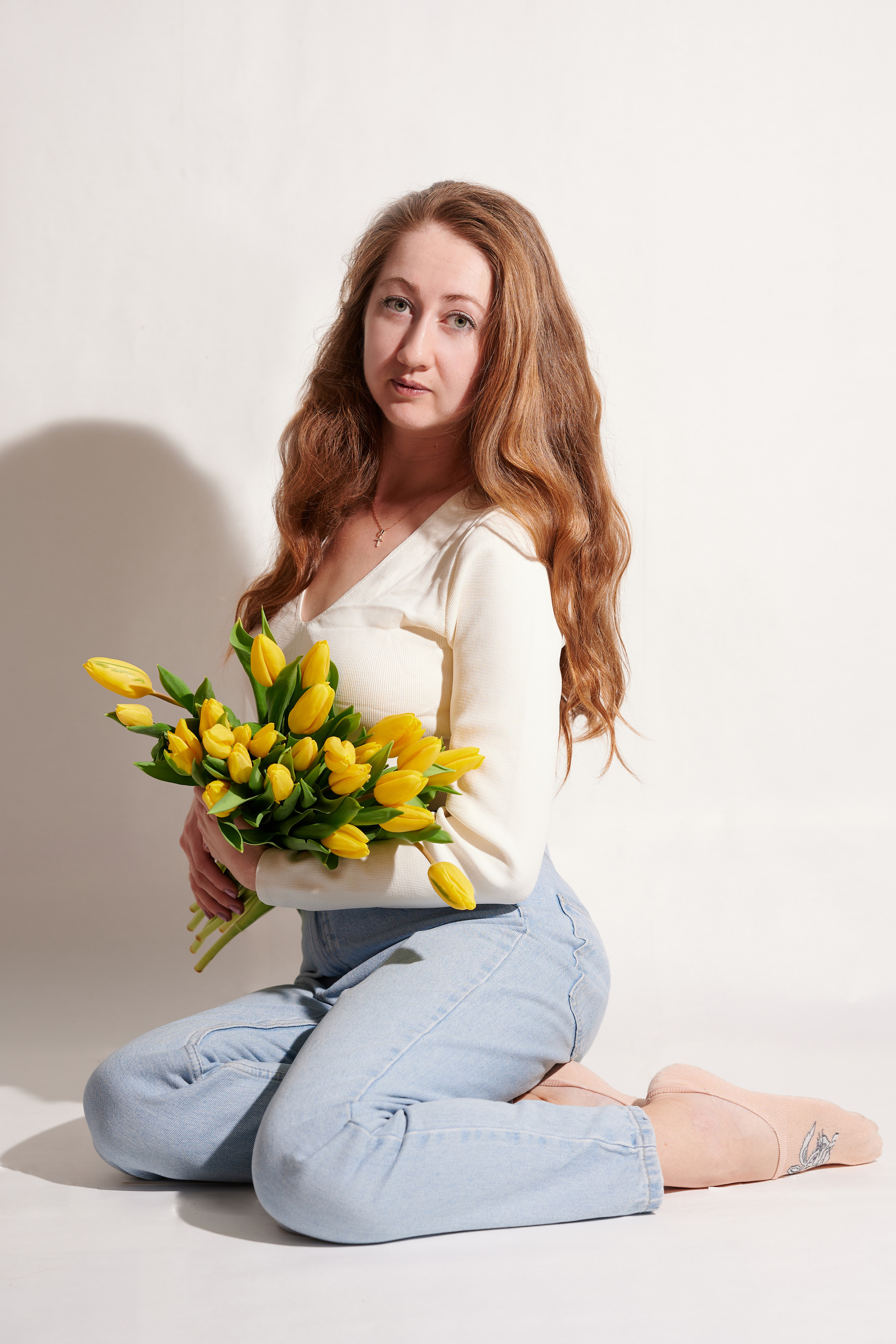 Фотосессия портретная с тюльпанами