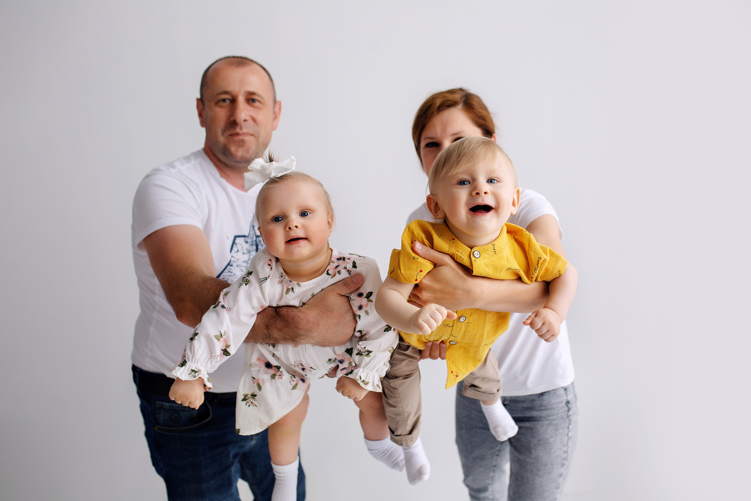 ЕВА и ВАНЯ год. Фотограф новорожденных Оксана Полевская