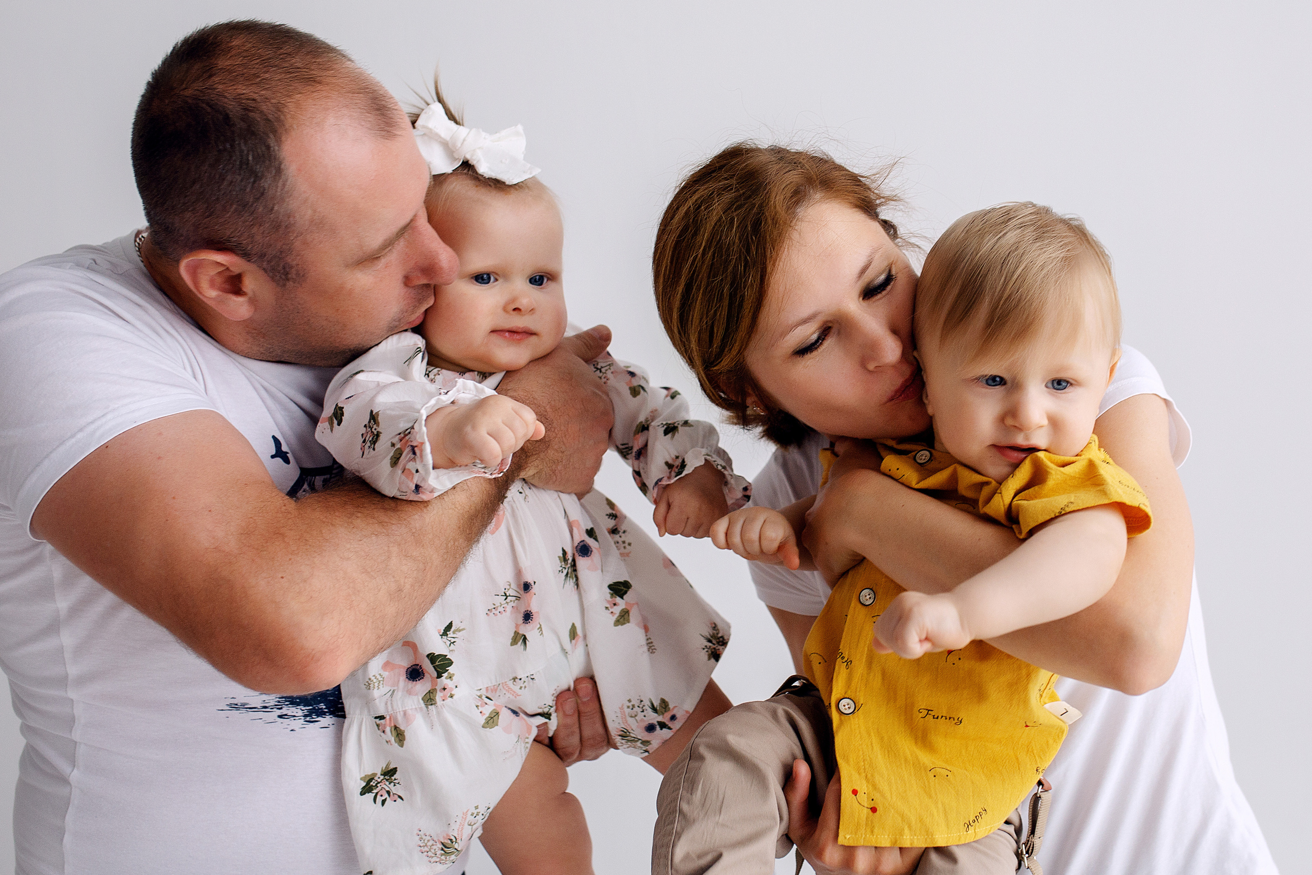 ЕВА и ВАНЯ год. Фотограф новорожденных Оксана Полевская