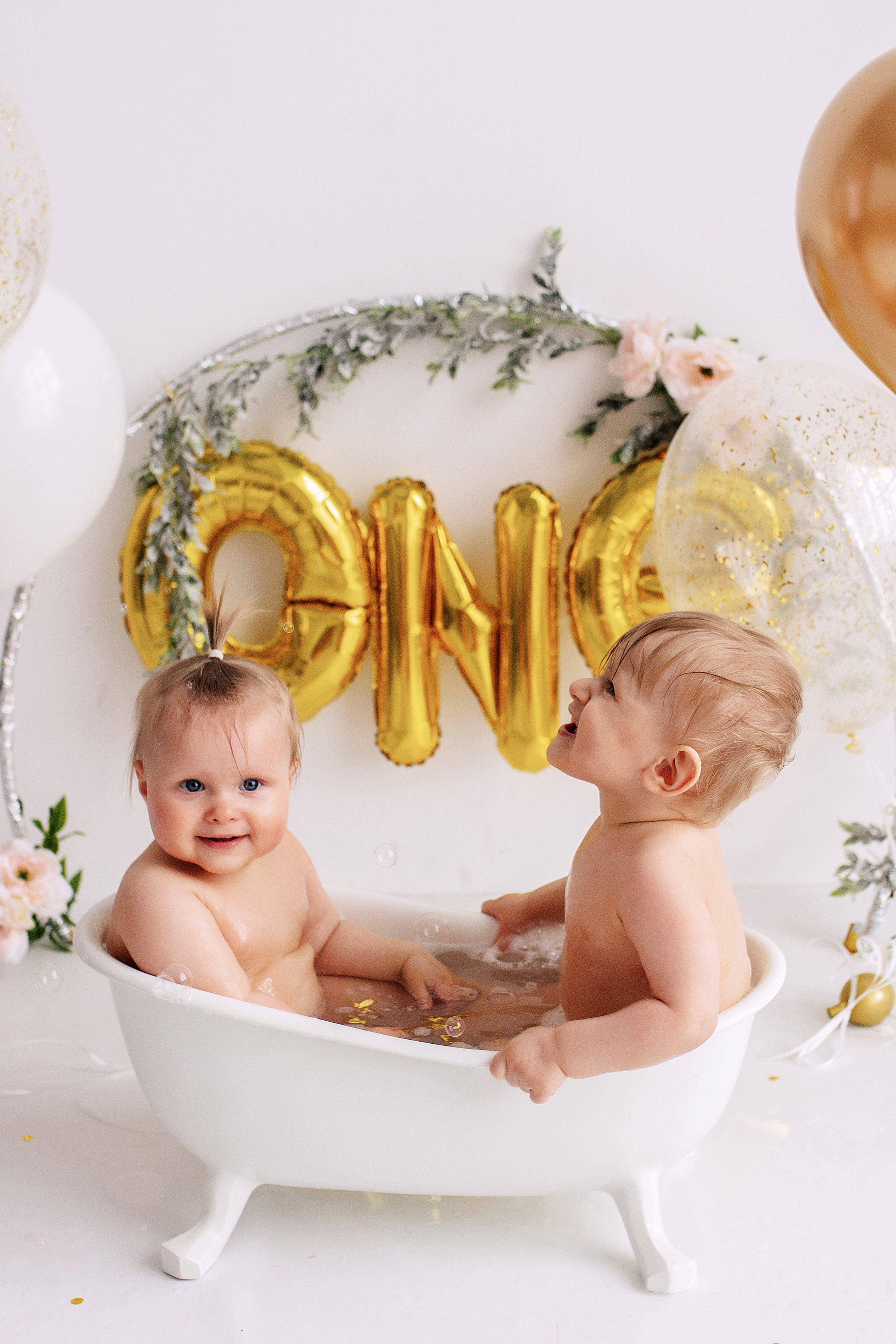 ЕВА и ВАНЯ год. Фотограф новорожденных Оксана Полевская