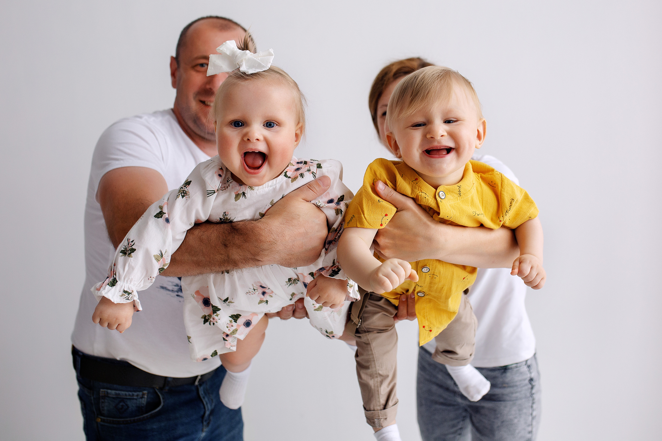 ЕВА и ВАНЯ год. Фотограф новорожденных Оксана Полевская