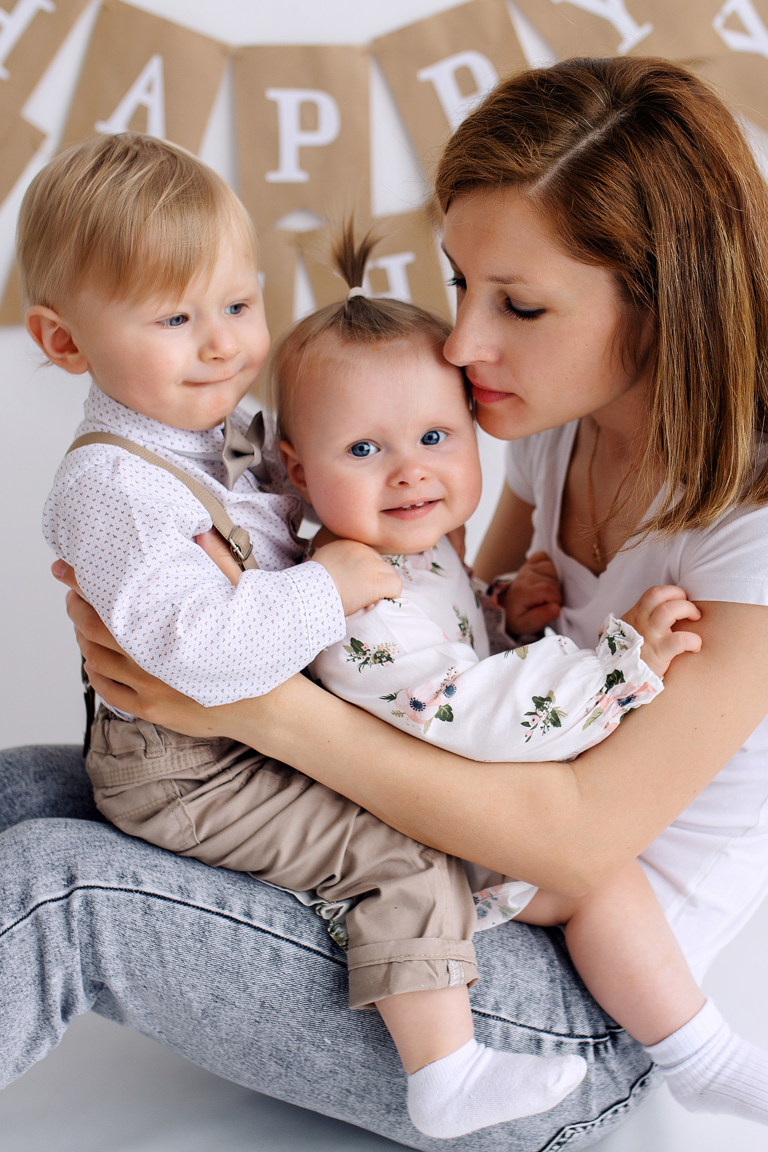 ЕВА и ВАНЯ год. Фотограф новорожденных Оксана Полевская