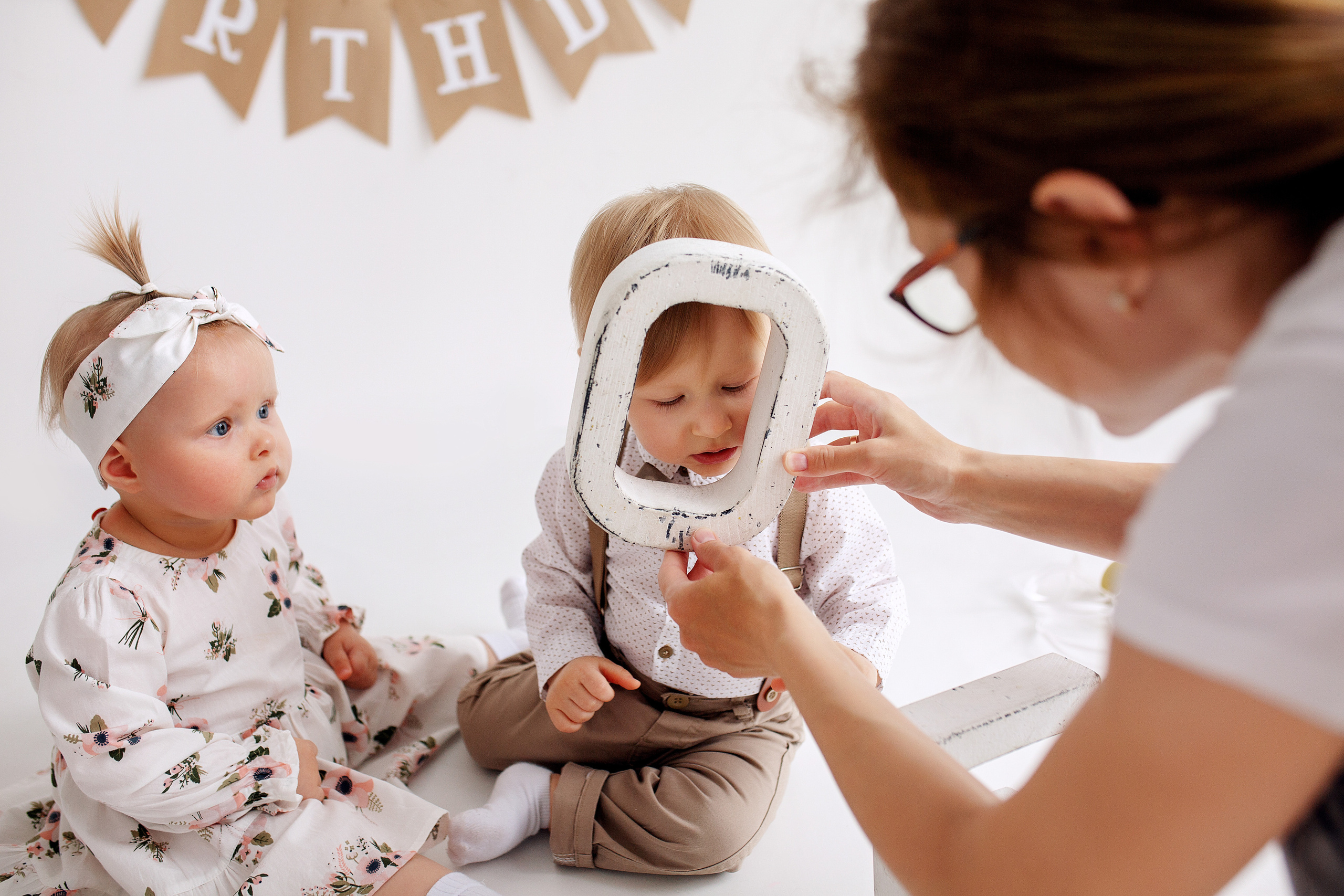 ЕВА и ВАНЯ год. Фотограф новорожденных Оксана Полевская