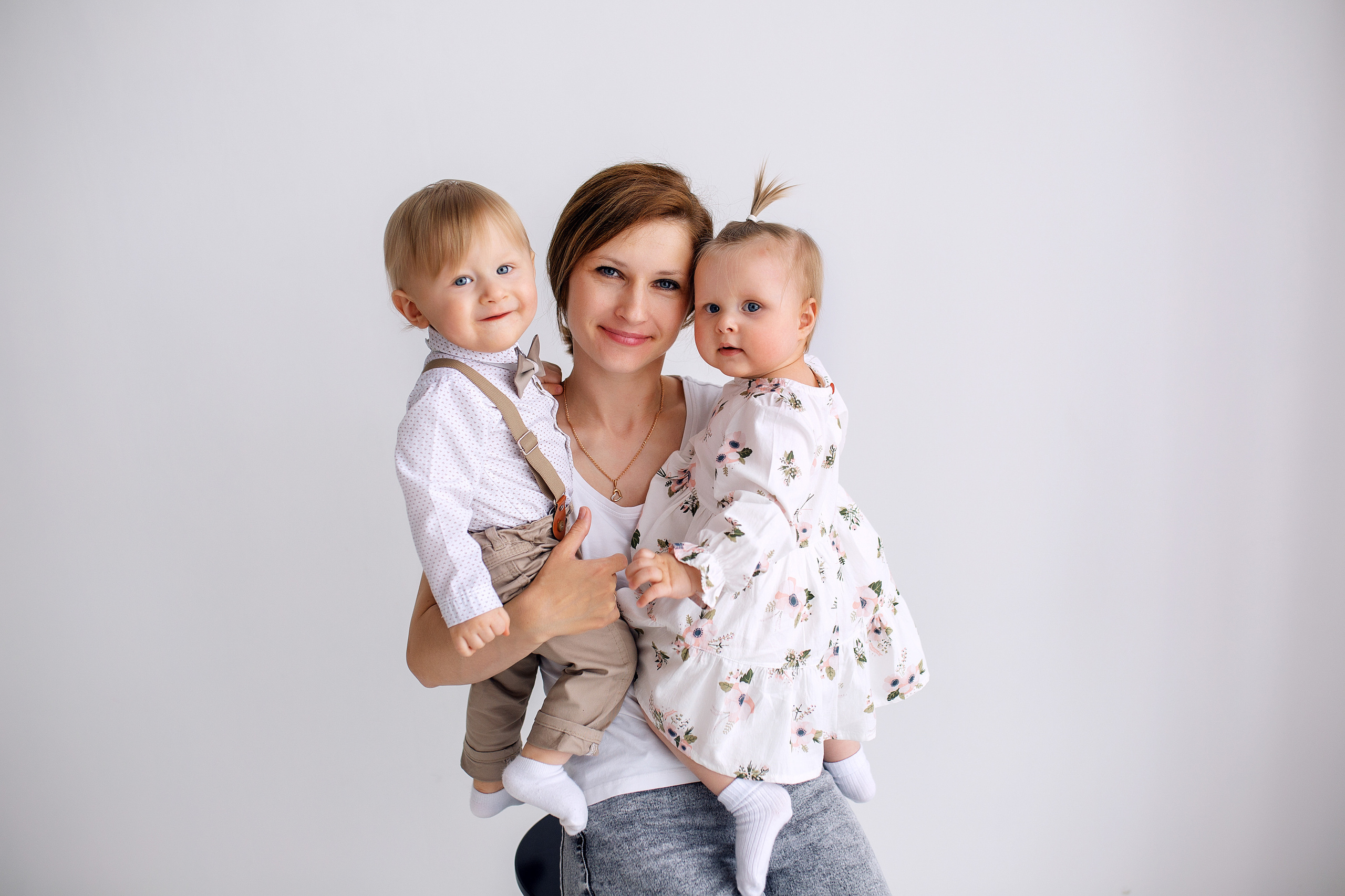 ЕВА и ВАНЯ год. Фотограф новорожденных Оксана Полевская