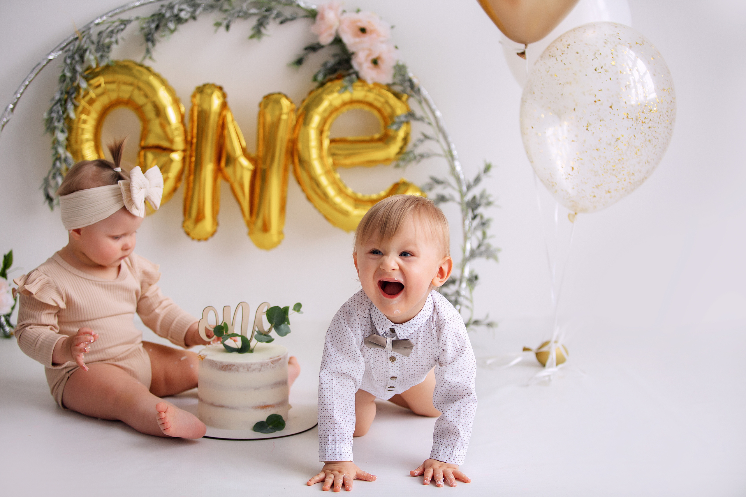 ЕВА и ВАНЯ год. Фотограф новорожденных Оксана Полевская