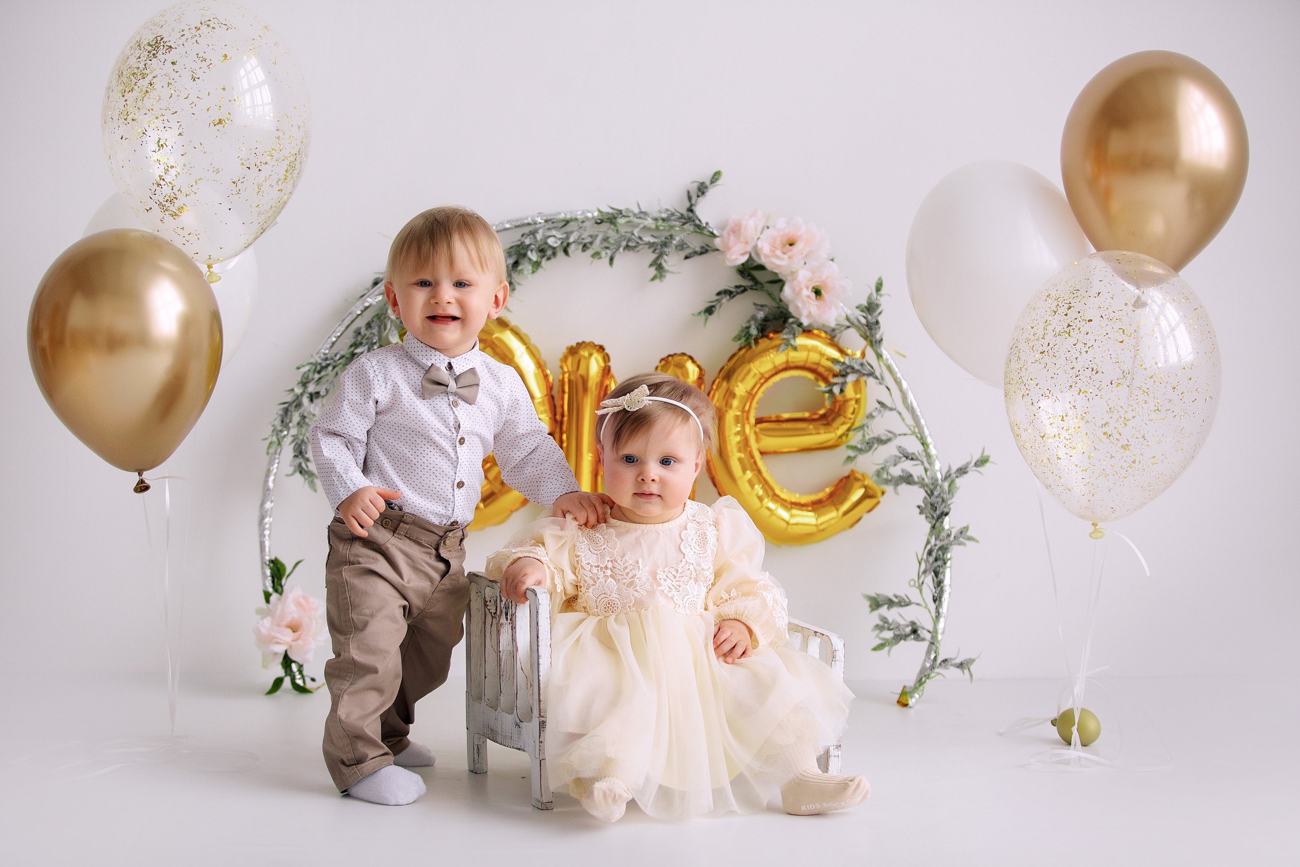 ЕВА и ВАНЯ год. Фотограф новорожденных Оксана Полевская