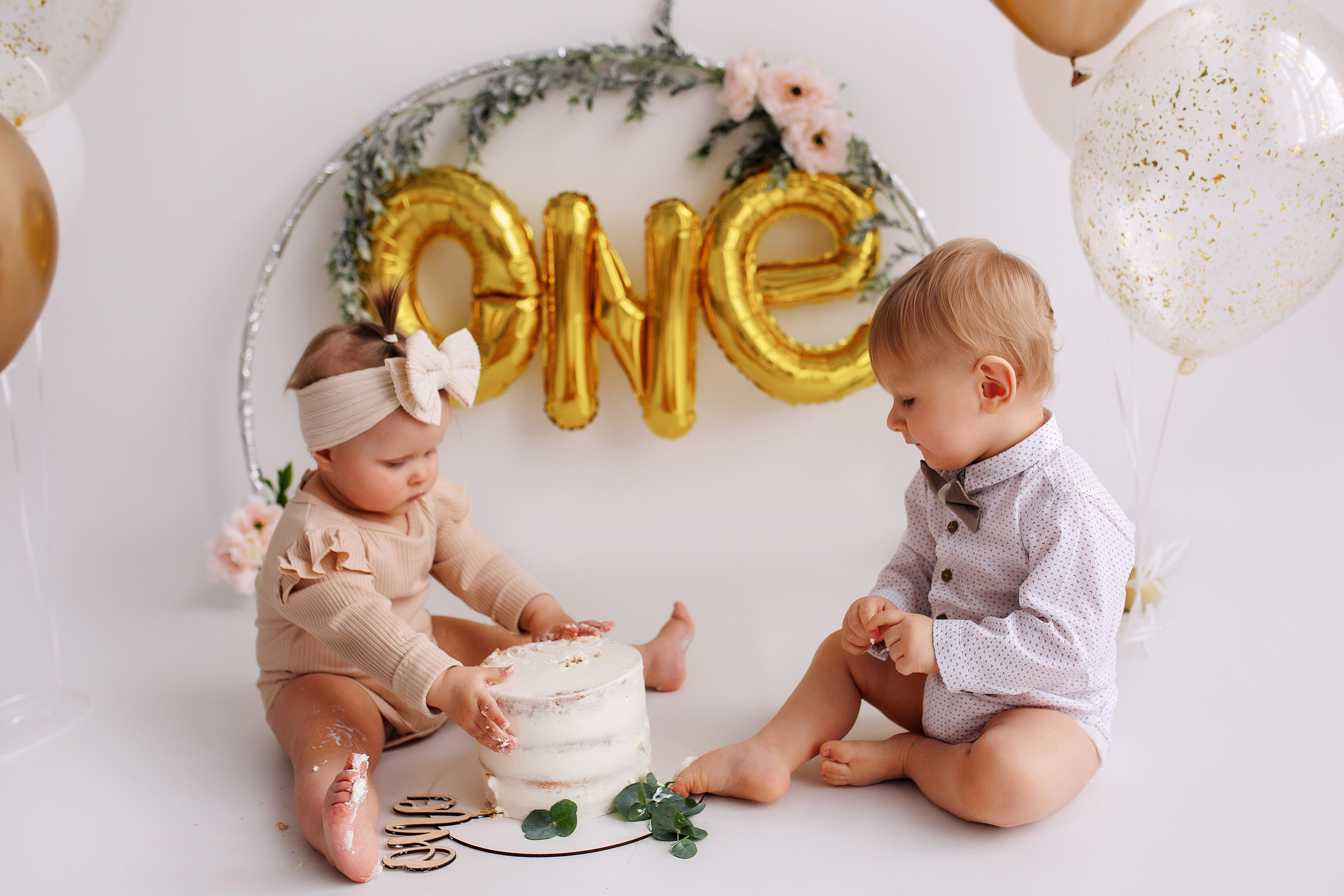 ЕВА и ВАНЯ год. Фотограф новорожденных Оксана Полевская