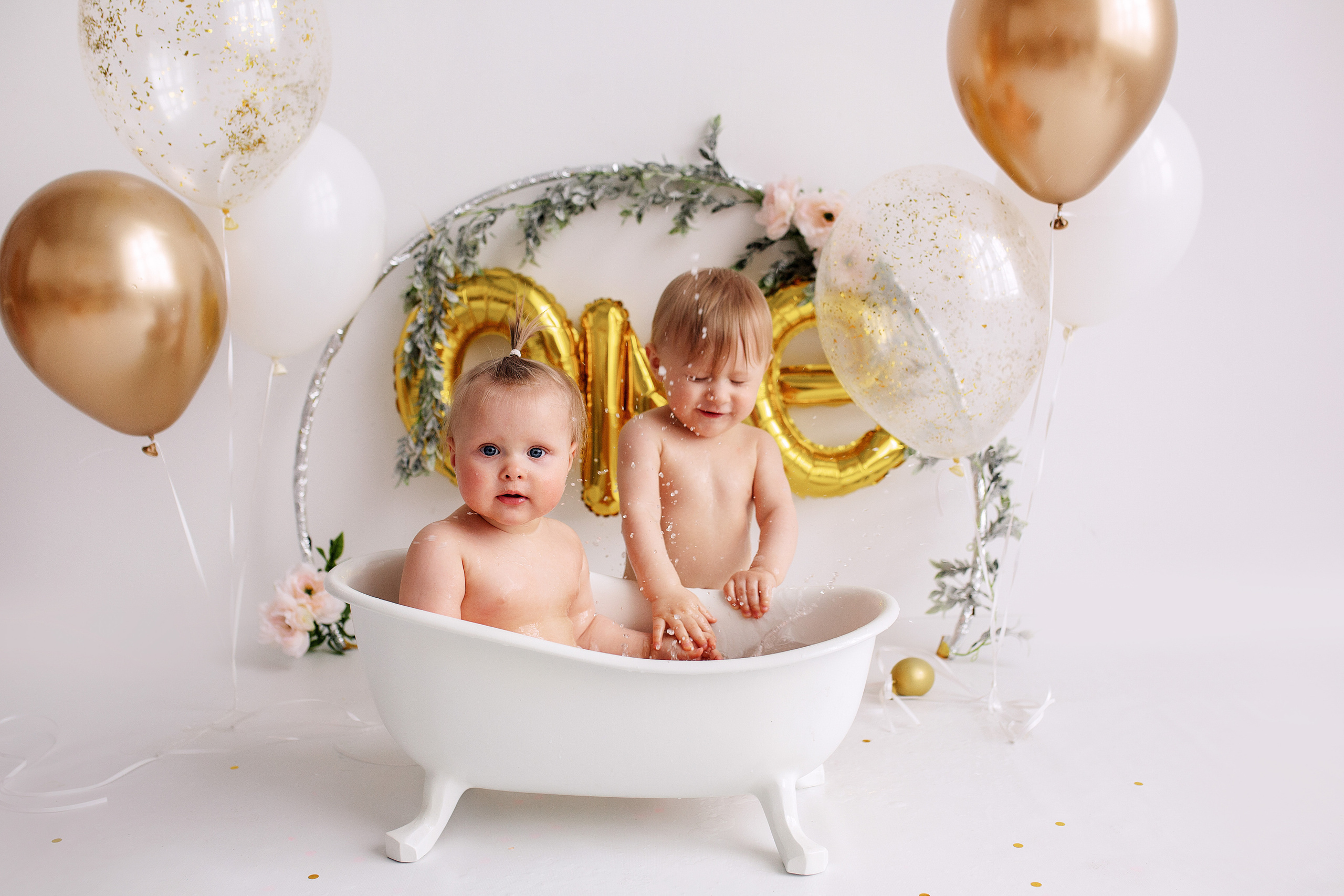 ЕВА и ВАНЯ год. Фотограф новорожденных Оксана Полевская