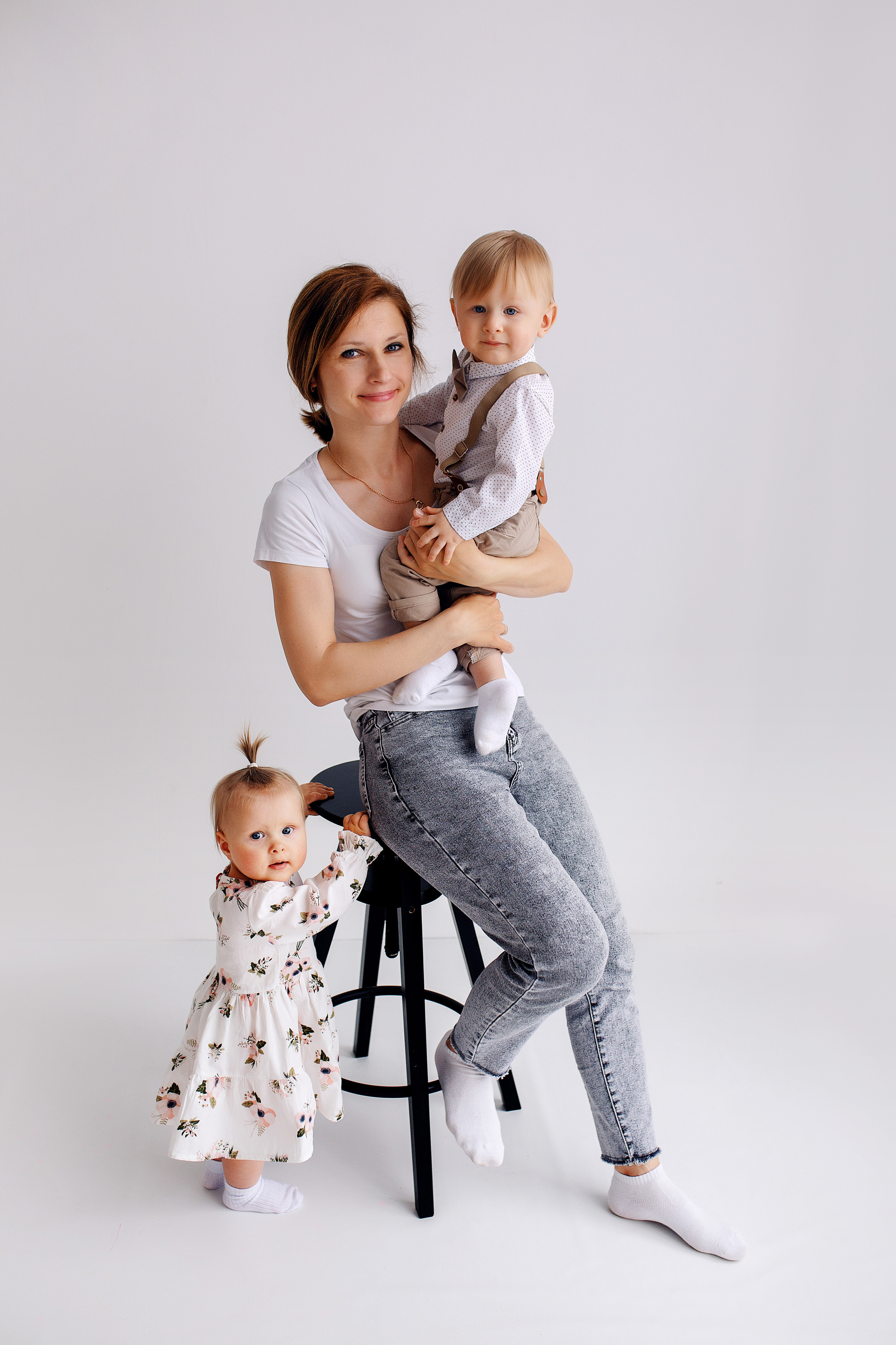 ЕВА и ВАНЯ год. Фотограф новорожденных Оксана Полевская