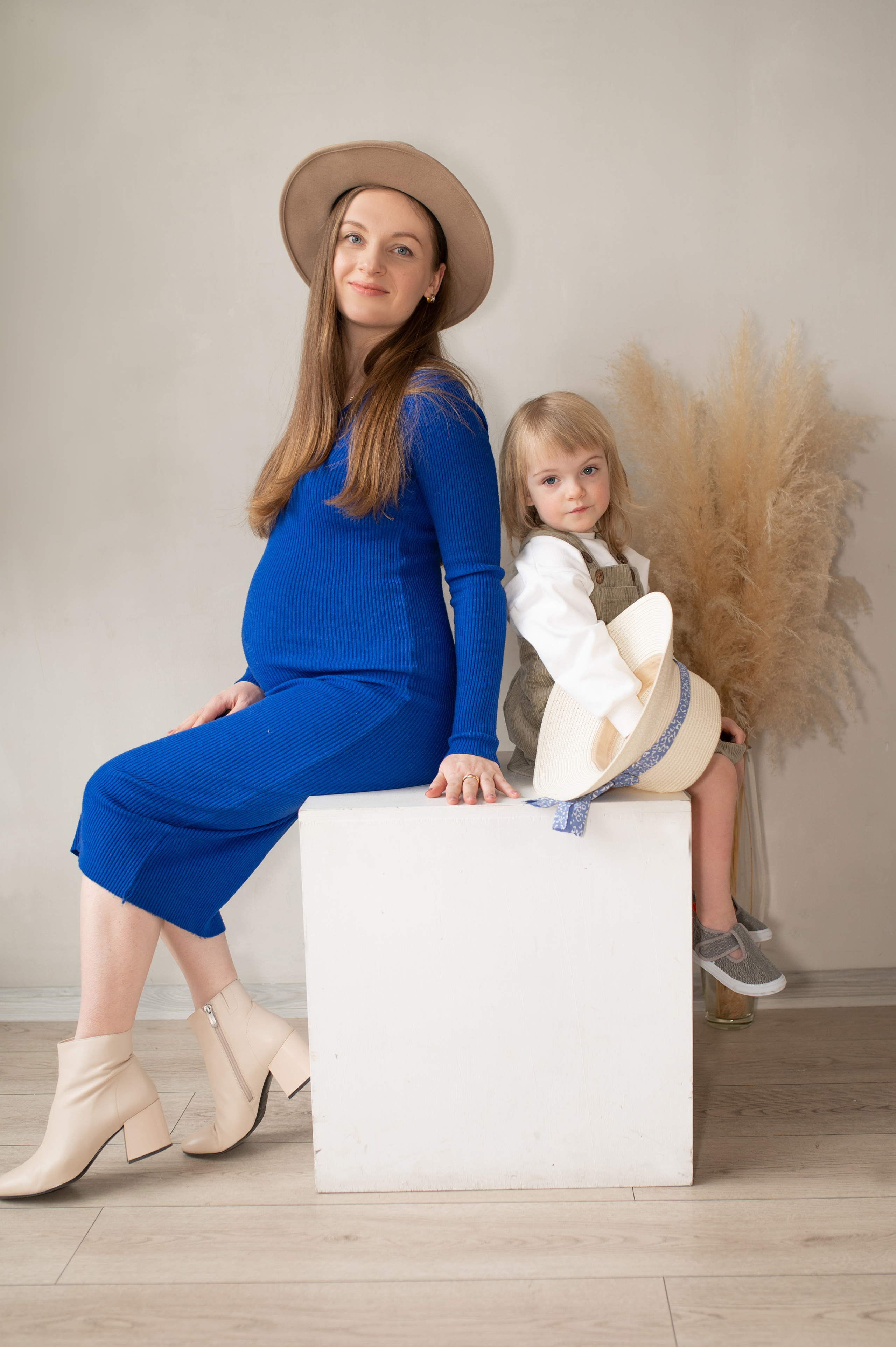 Семейная съемка в студии. Семейный фотограф в Москве Ольга Барсукова