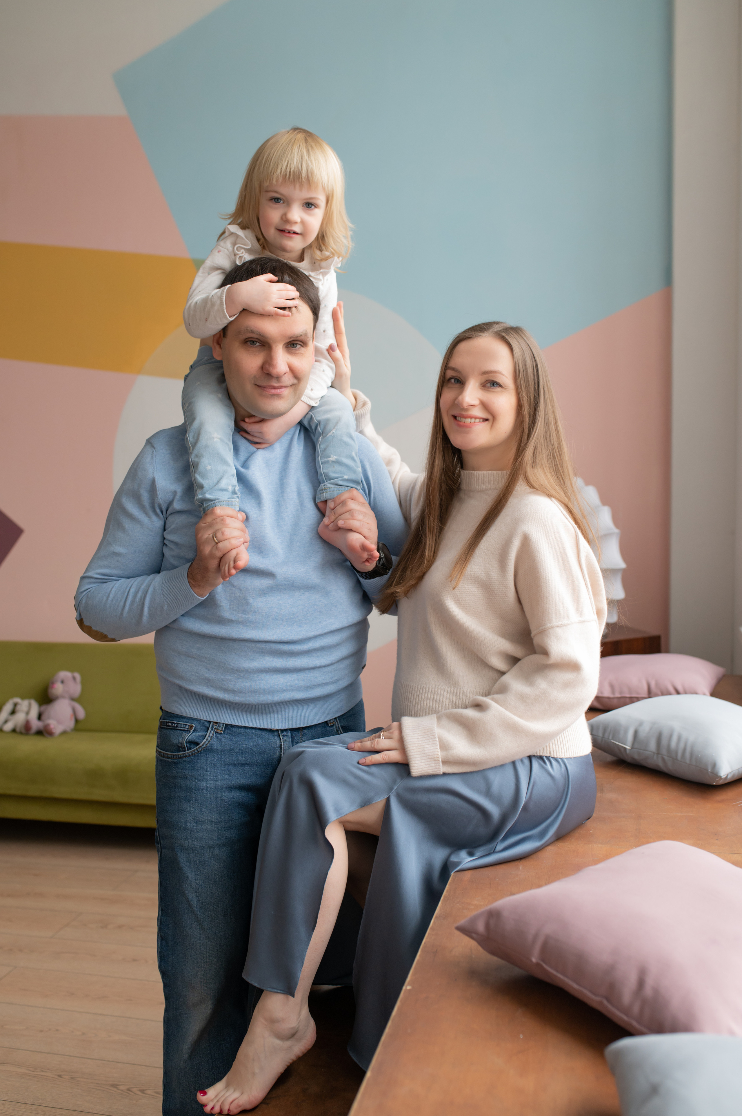 Семейная съемка в студии. Семейный фотограф в Москве Ольга Барсукова