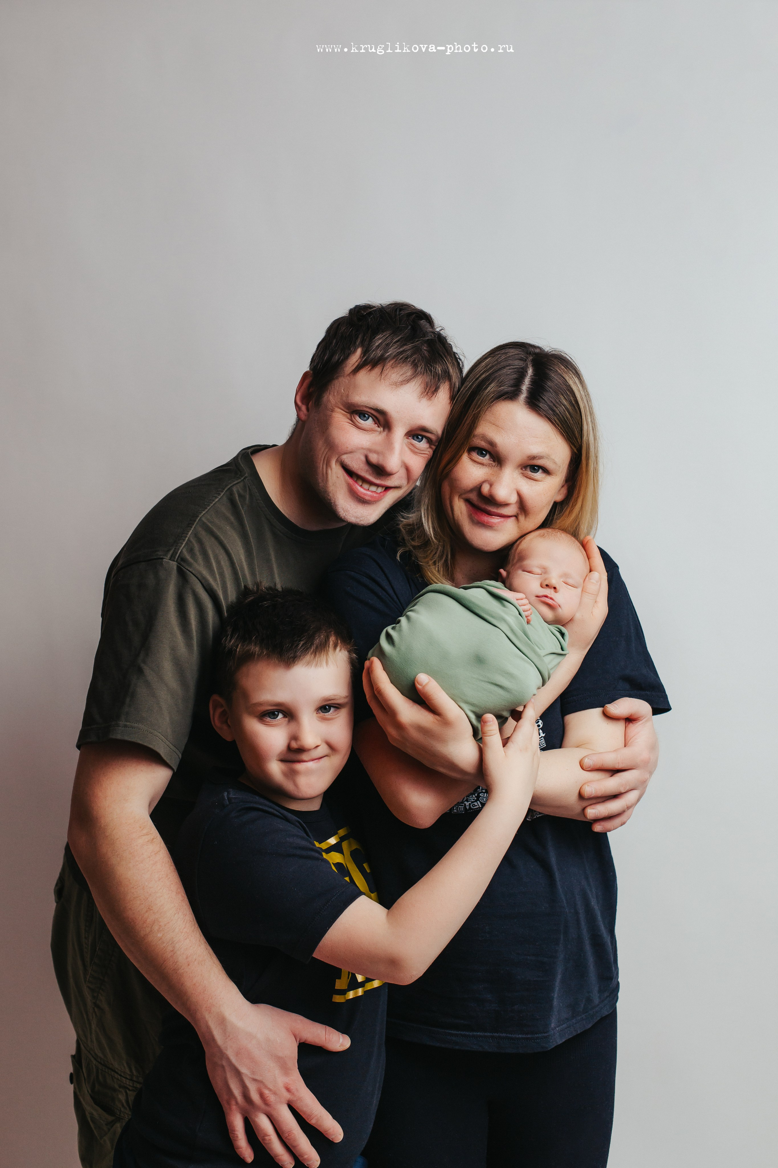 Новорожденные (до 1 месяца). Фотограф новорожденных и детский в Сергиевом Посаде Кругликова Юлия