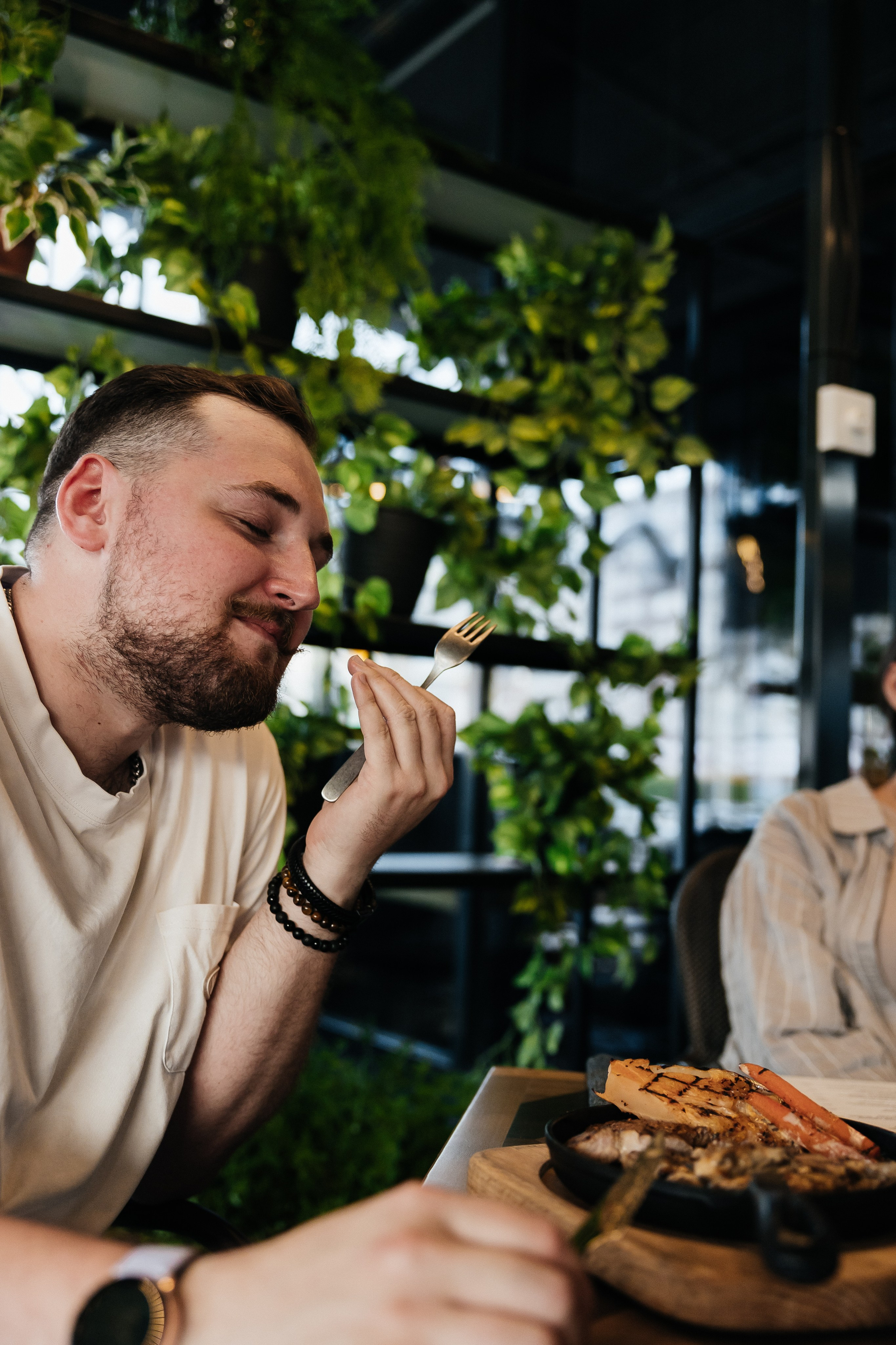 ГОРЯЧИЙ ЦЕХ открытие летней террасы. Фотограф свадебный семейный в Красноярске Шукшина Наталья