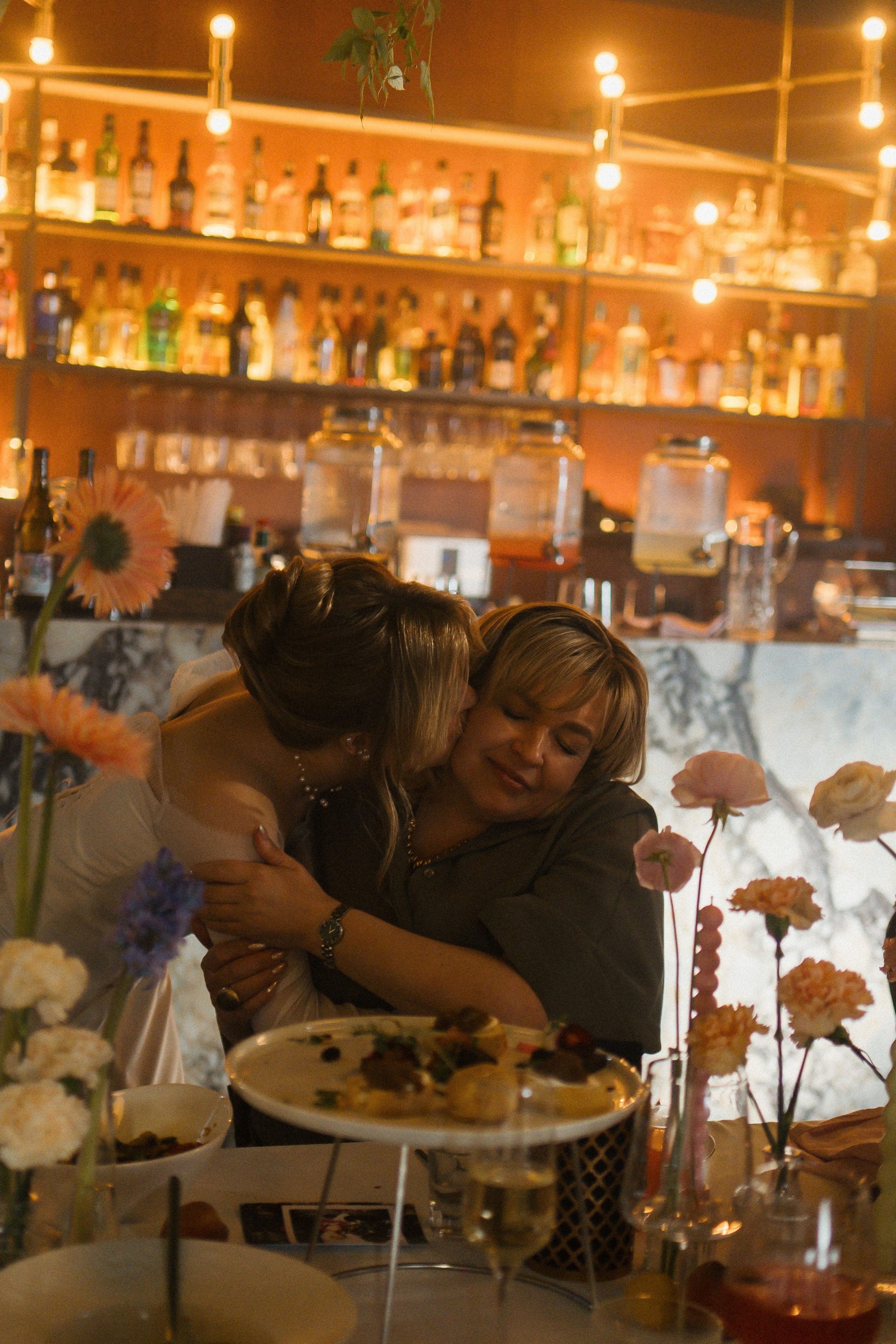 Только раз в году бывает май. Свадебный фотограф Москва Светлана Анисимова