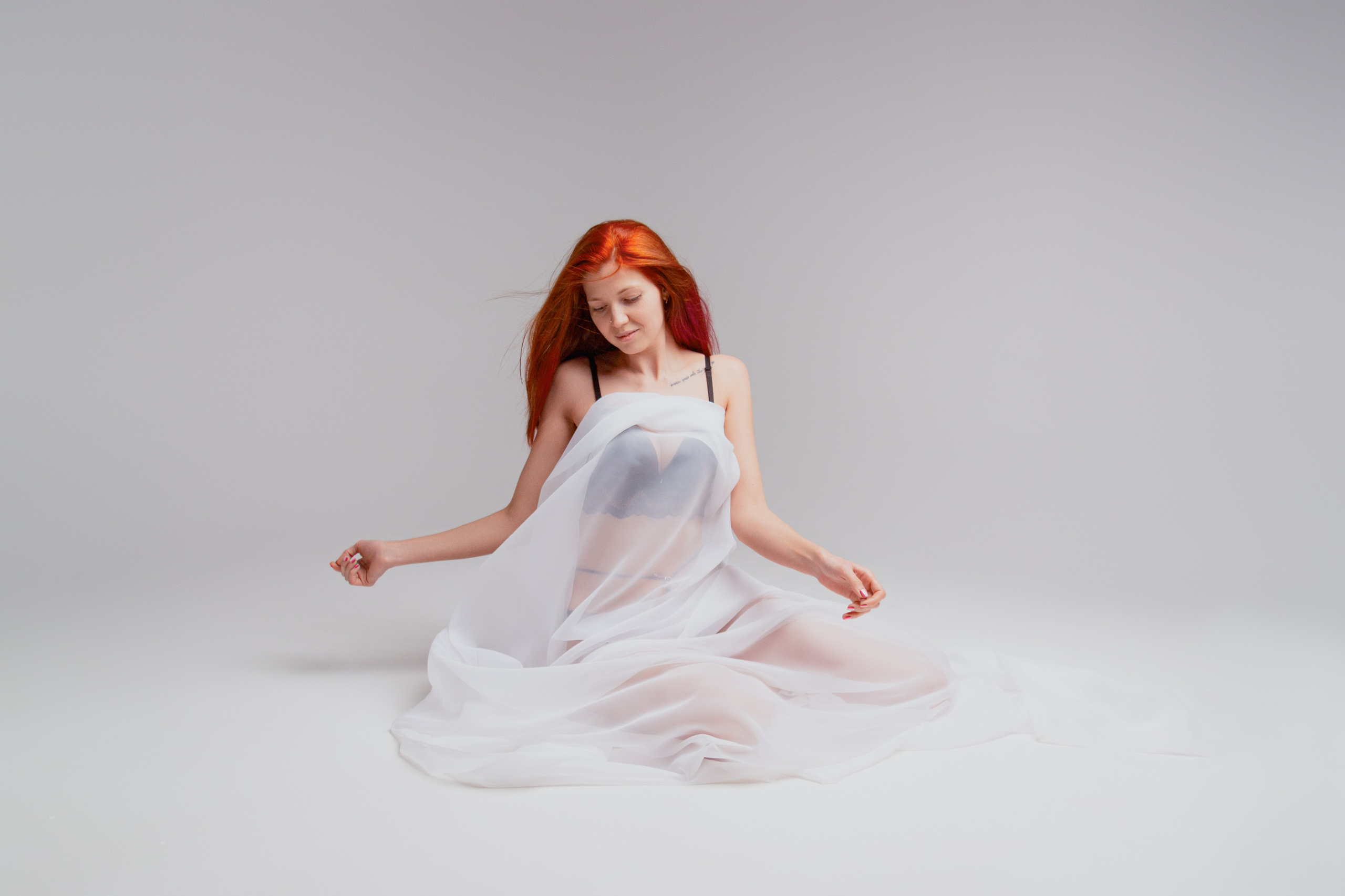 Фотостудия Beverly Hills фотосессия в циклораме СПб