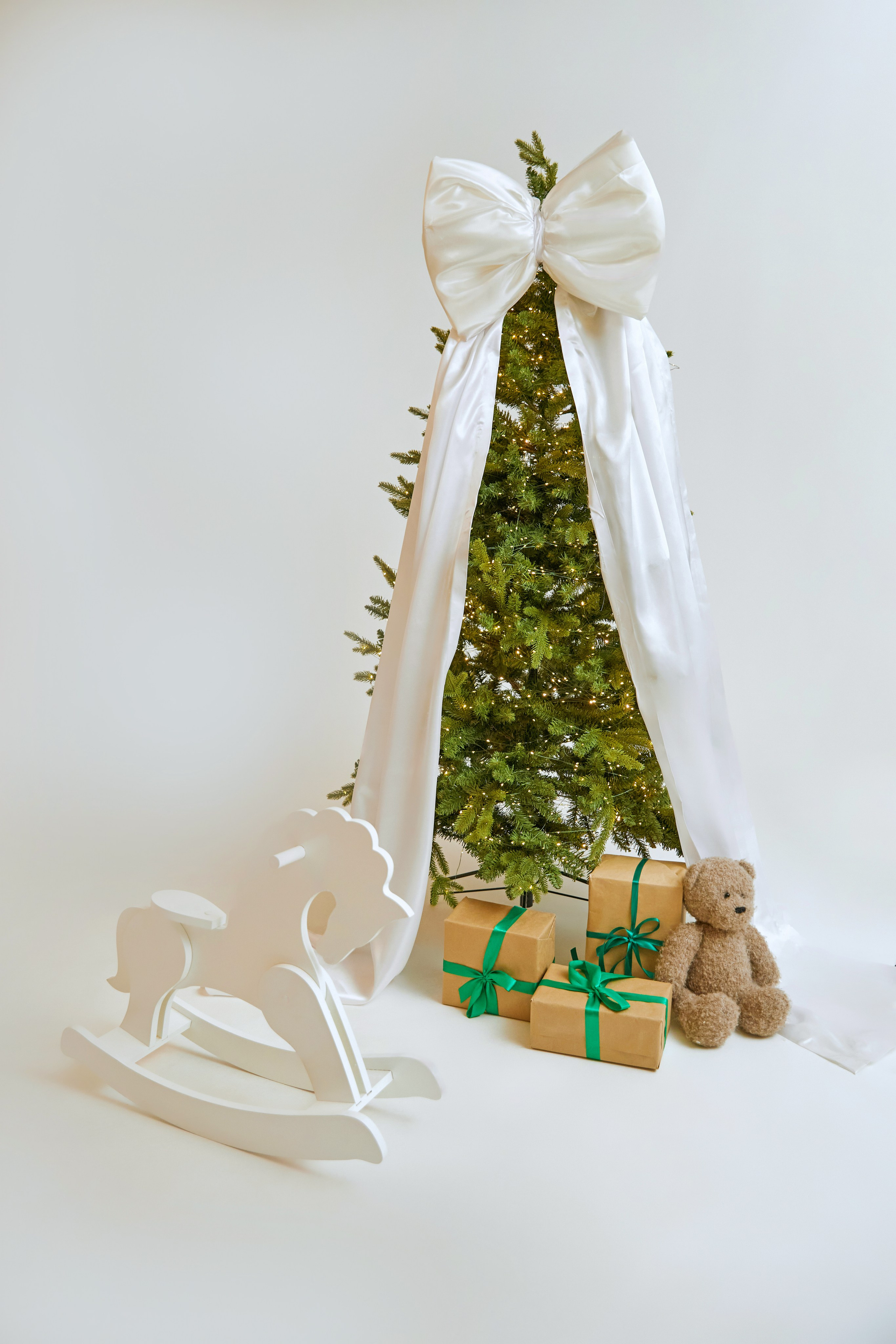 Новогодние локации (до 12 января 2026). Content Studio фотостудия