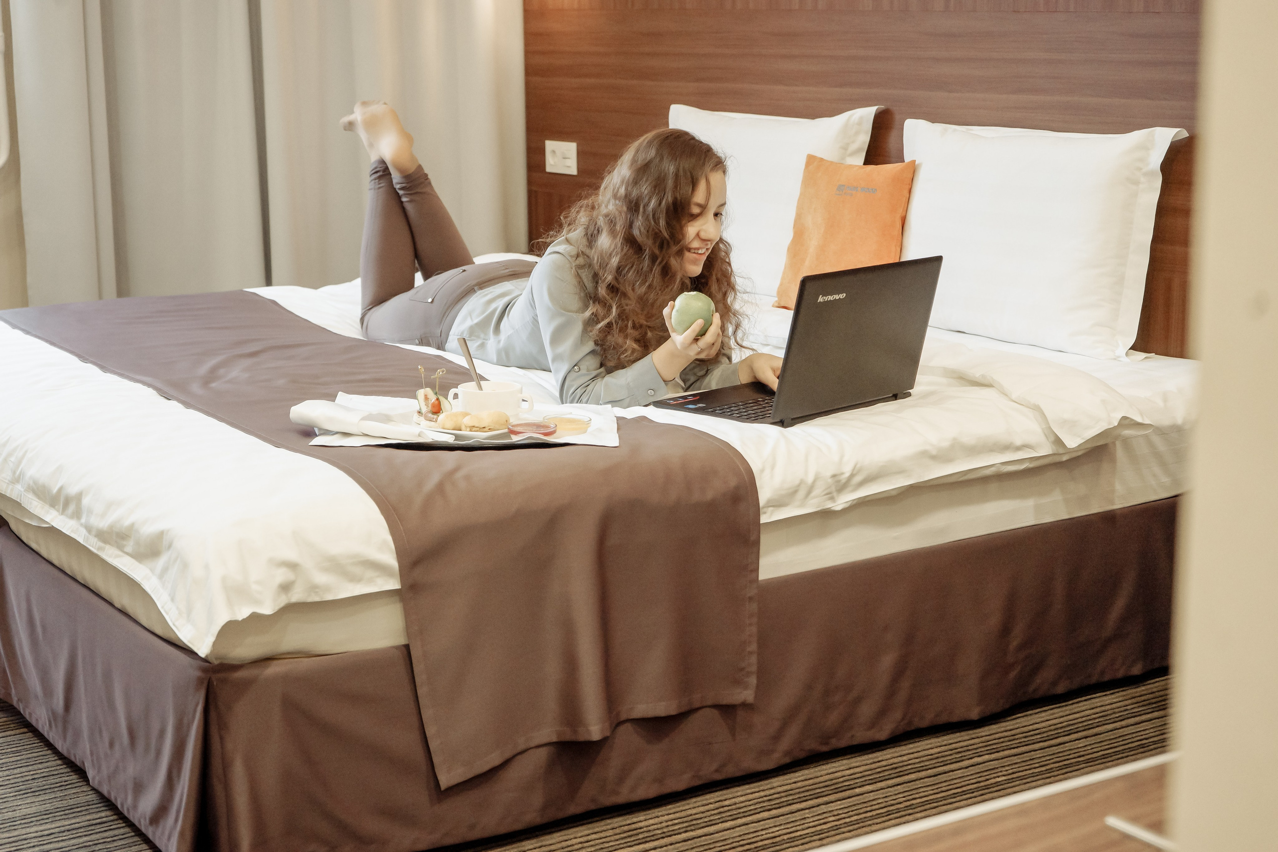 Бизнес контент фотограф, репортаж, выпускной, конференция, выставка. Семейный фотограф Новосибирск Алина Александрова