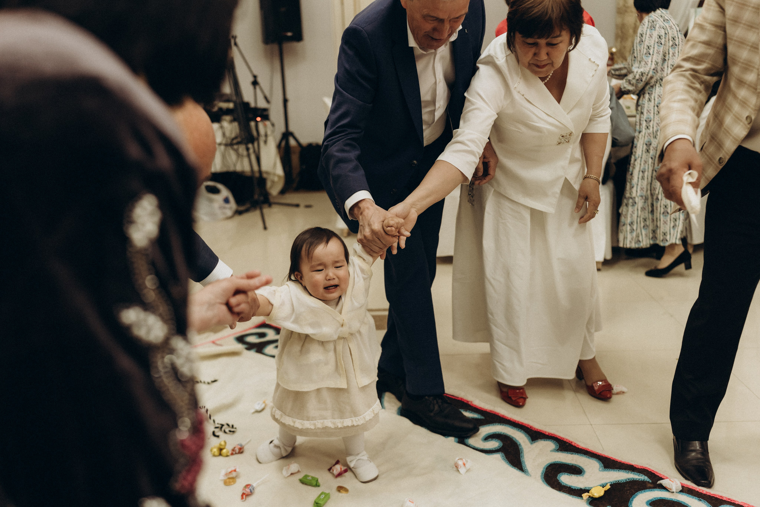 Самал тусау кесу. Крис Богомазова