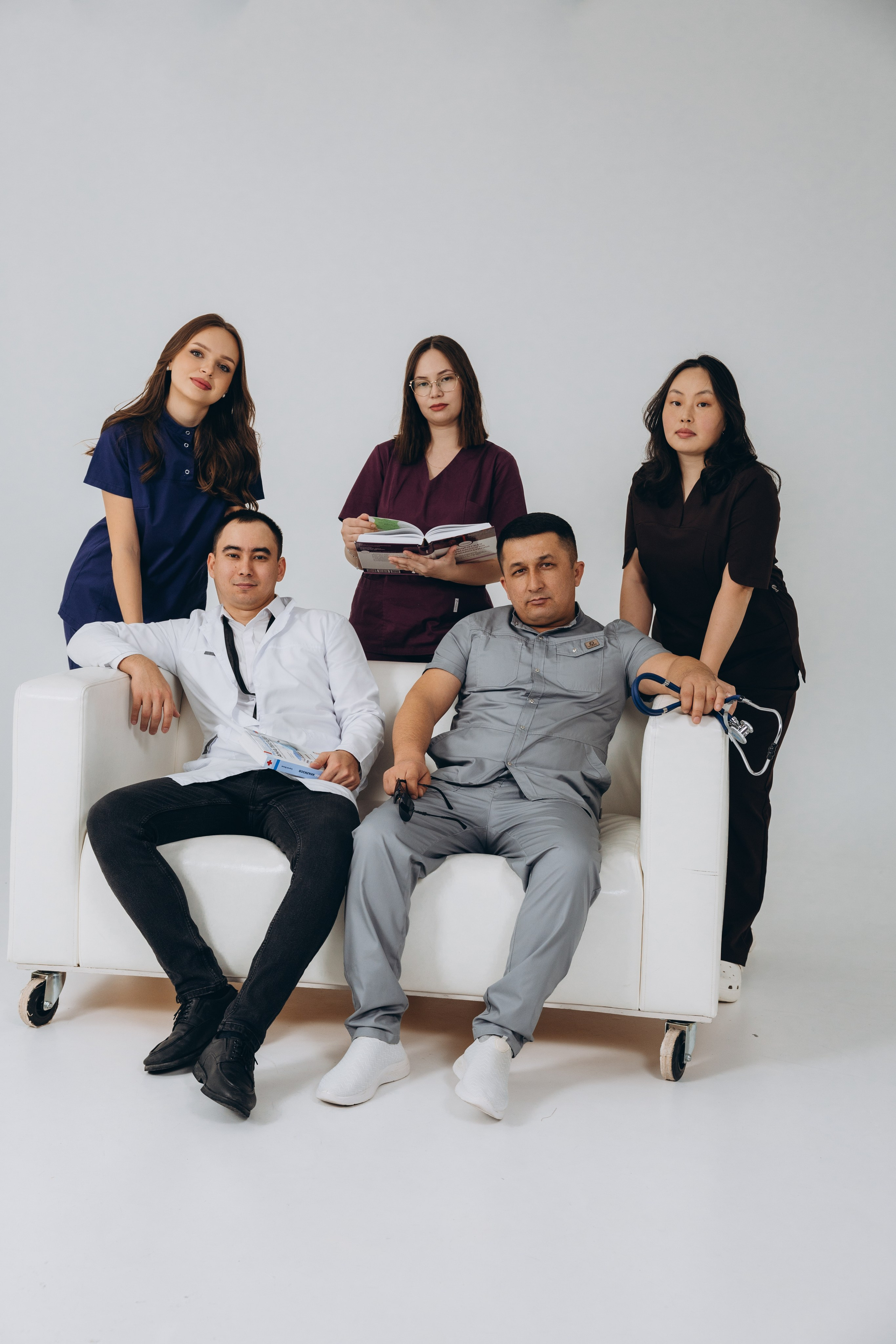 Съёмка для выпускников меда. Свадебный, семейный фотограф в Иркутске Светлана Макаричева