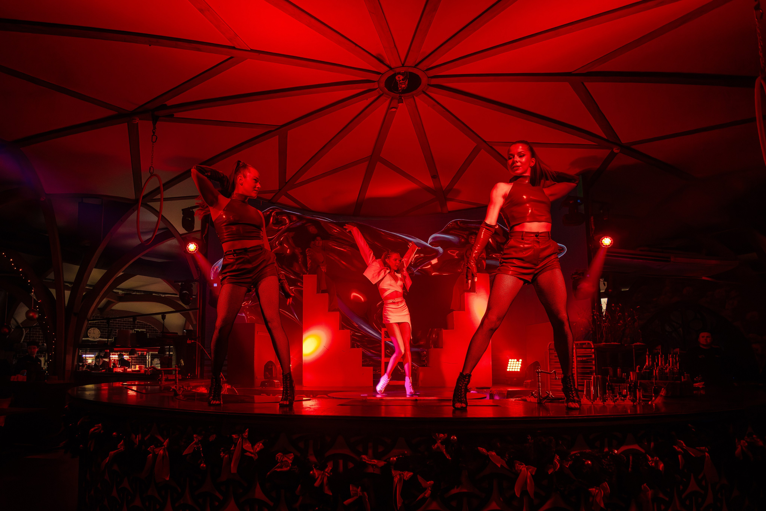 Городской корпоратив в PTIZZA_Ялта_29.12.2025. Аминов Руслан | Фотограф