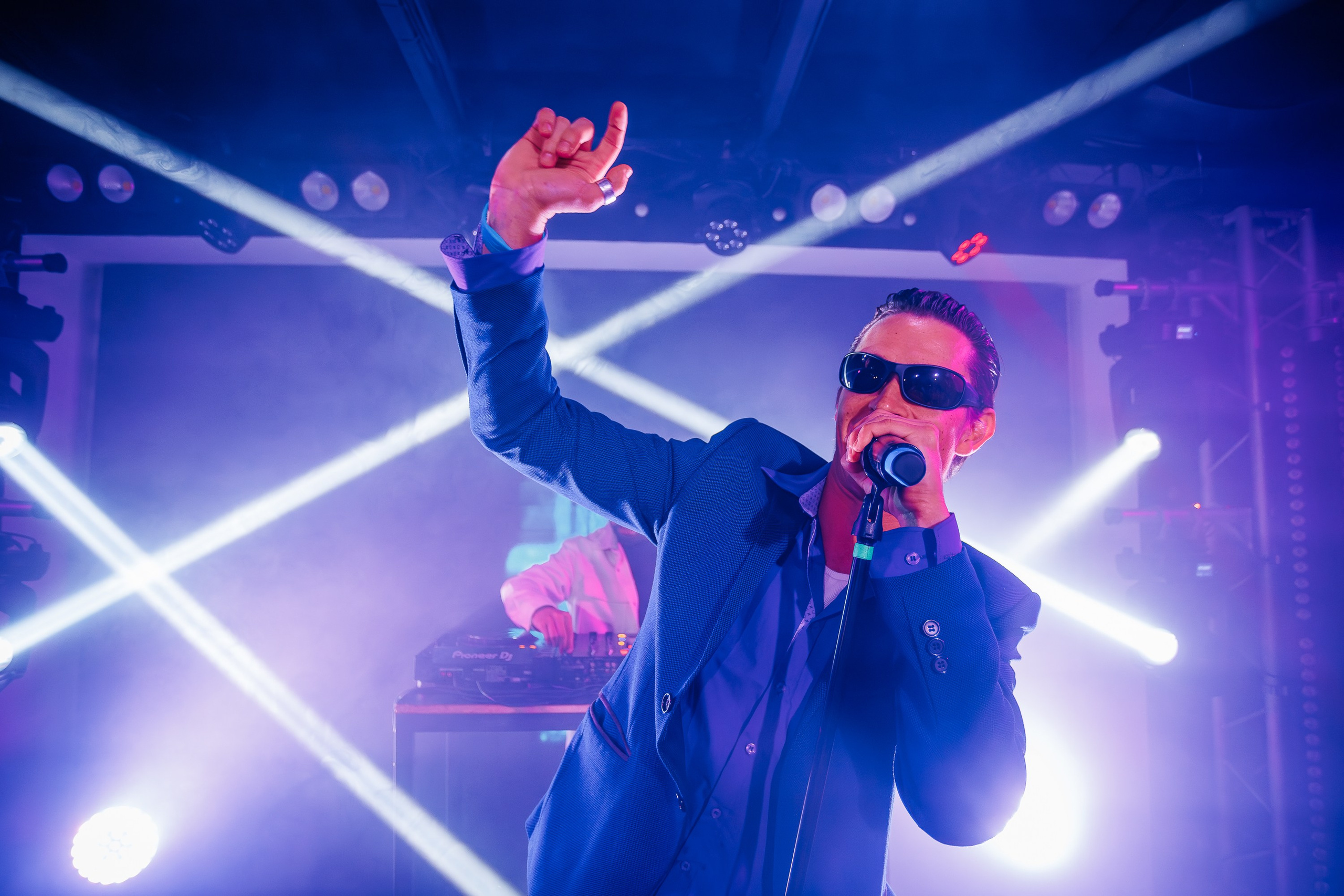 «КРАВЦ"_Чайка на пляже_Ялта_27.08.2025 г. Аминов Руслан | Фотограф