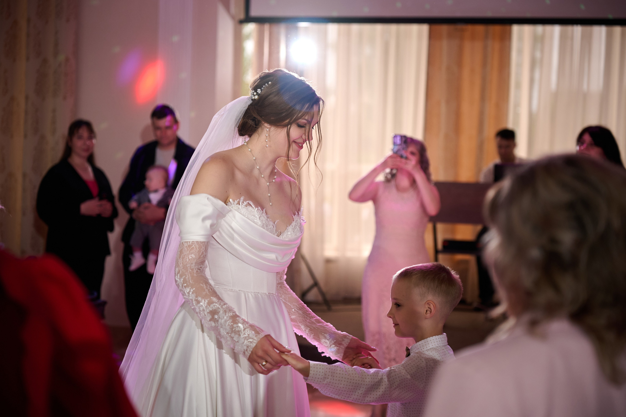 Гибридная съемка свадьбы Виктора и Виктории. Профессиональный фотограф Старый Оскол, Губкин — свадьба, венчание, крещение, юбилей и день рождения