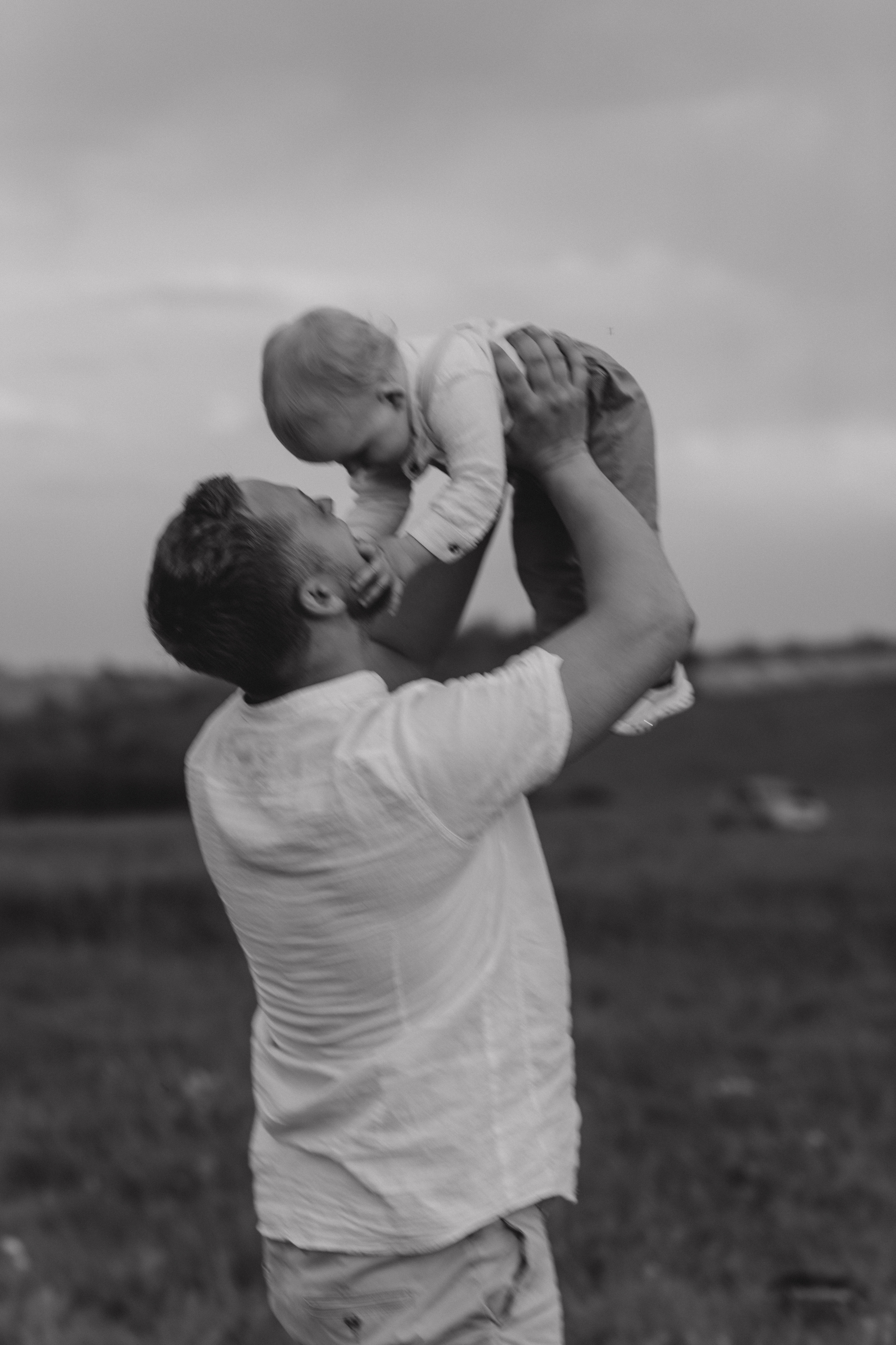 Захар, мама Света, папа Леша. Семейный фотограф Оля Гладченко