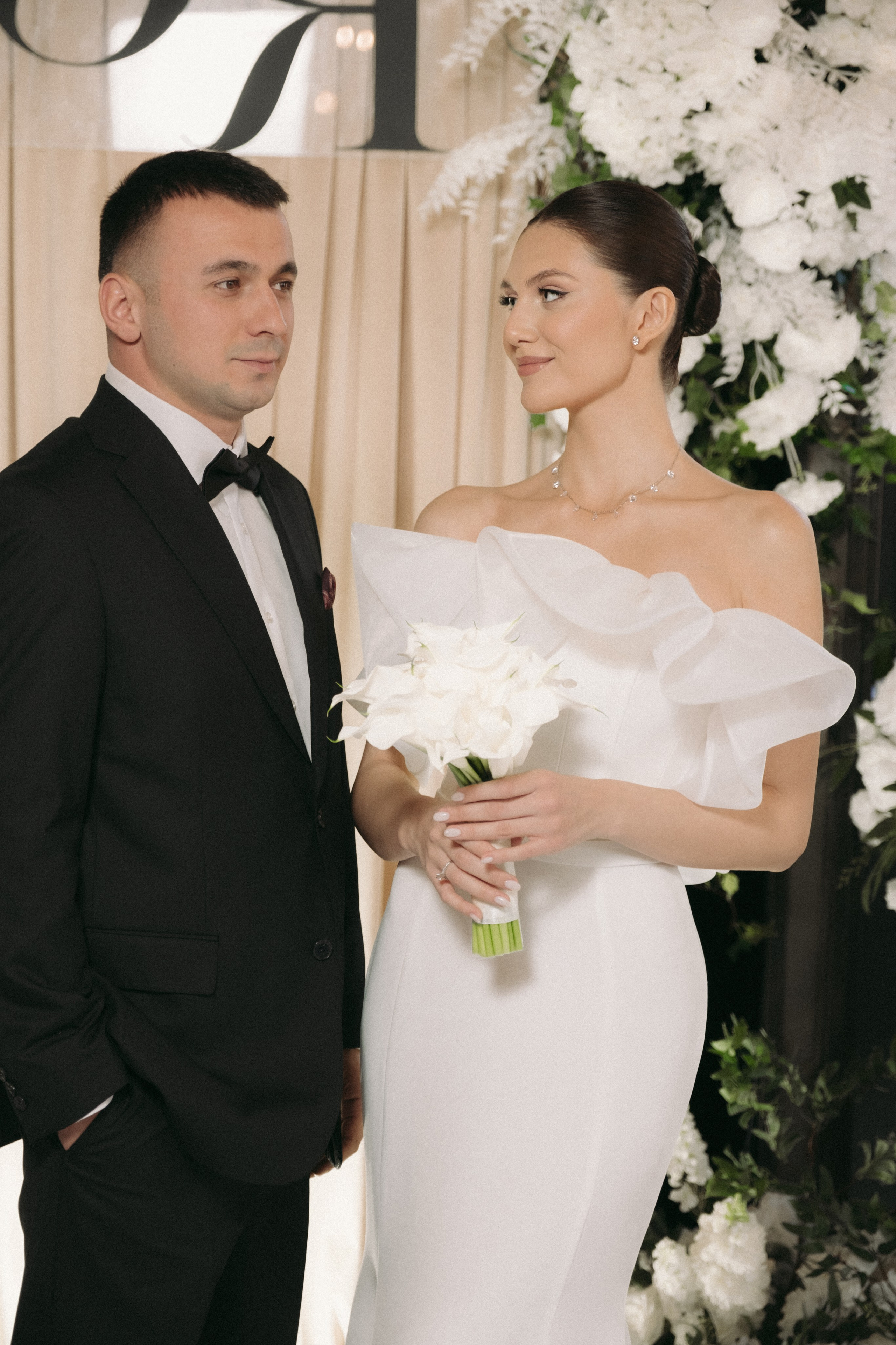 Эльмар и Яна. Фотограф ALINA DZHIDZALOVA