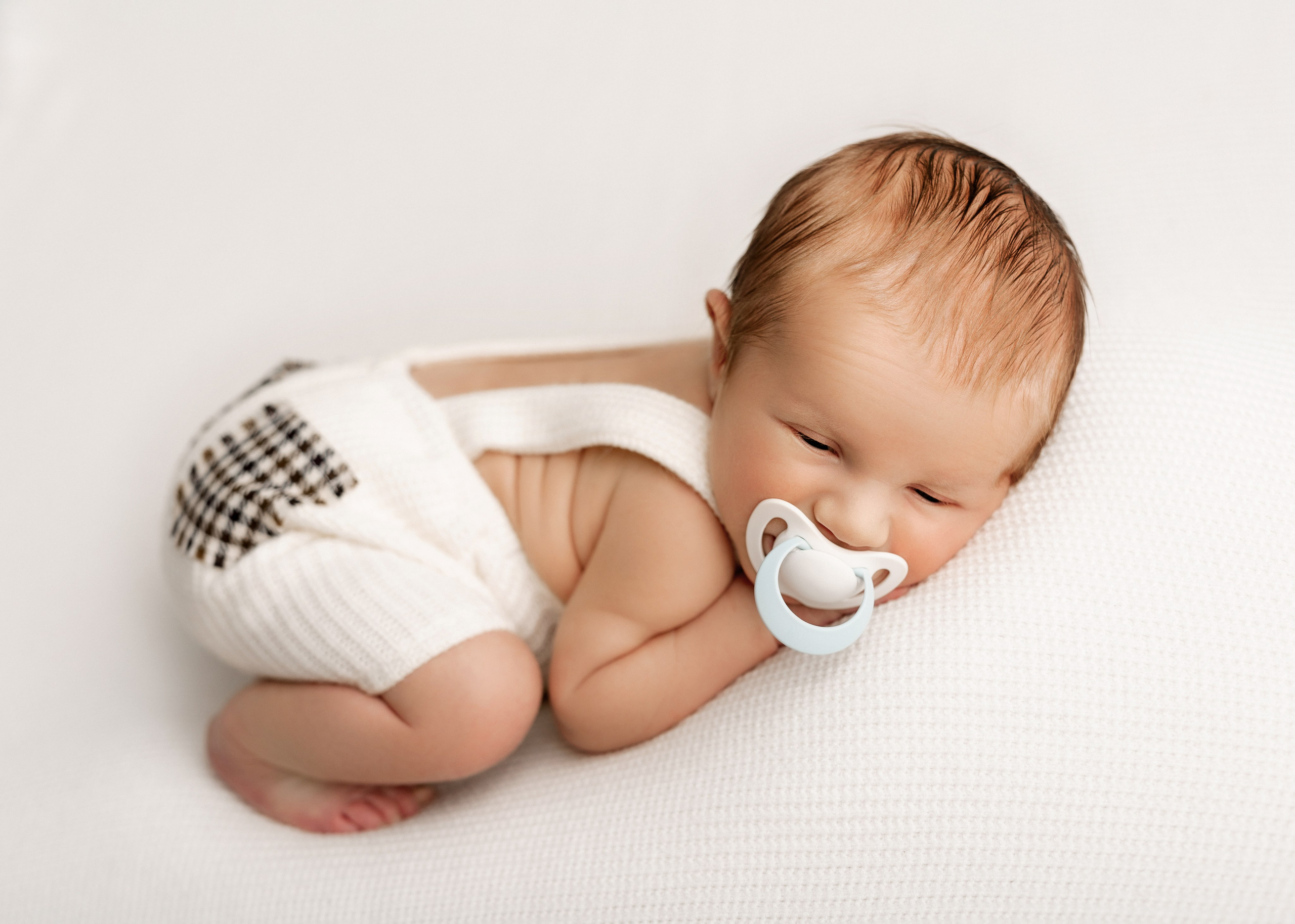 Фотосъёмка новорожденных. Фотограф Беременности и Новорождённых в Кемерово