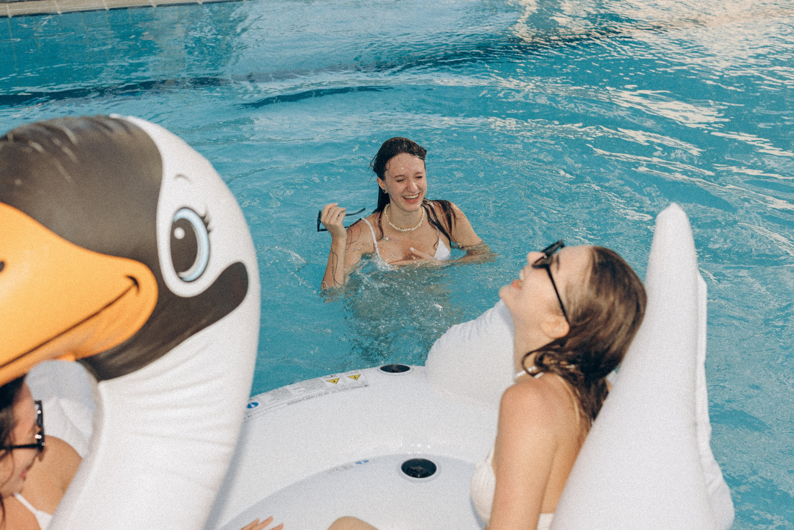 Young, wild & just married. Katerina Nord | Wedding and Couple Photographer in Germany and Europe