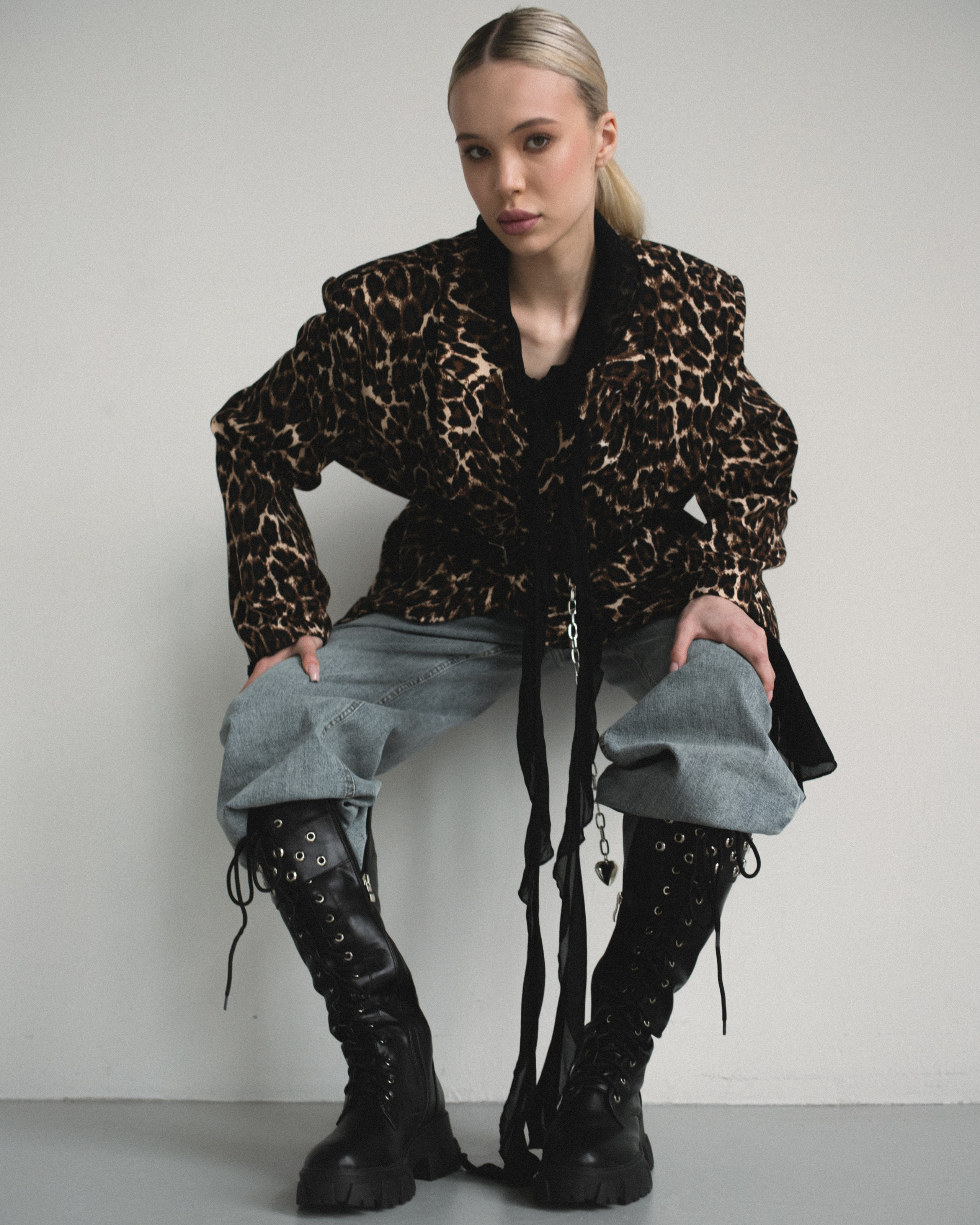 Модельная школа Khanova. Фотограф в Москве и Сургуте Алла Лесовая. Снимаю каталог для брендов и индивидуальные портреты для людей