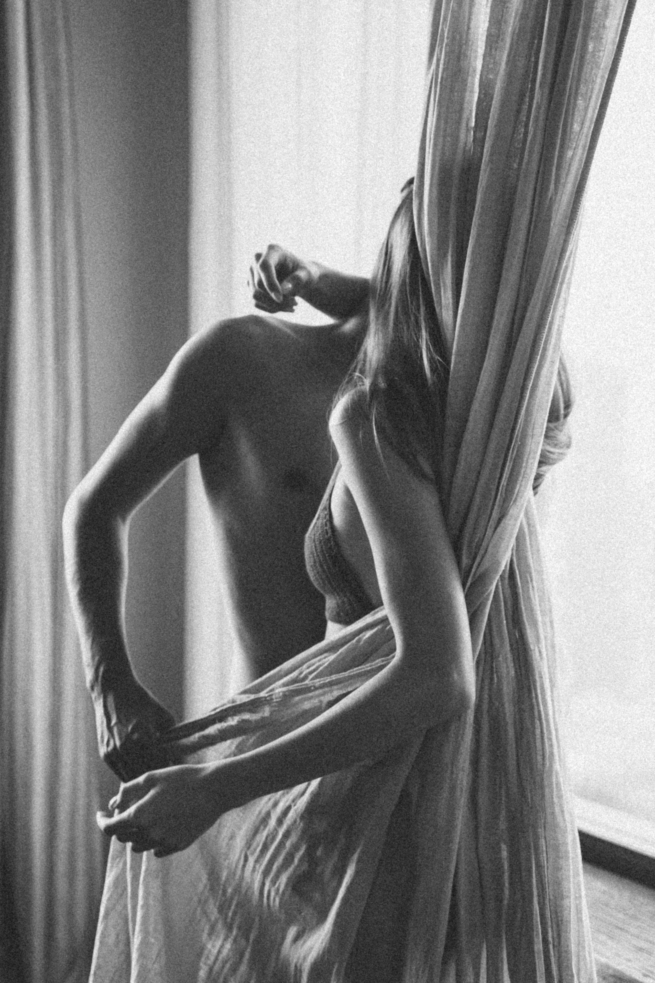 Любовь вокруг. Главная