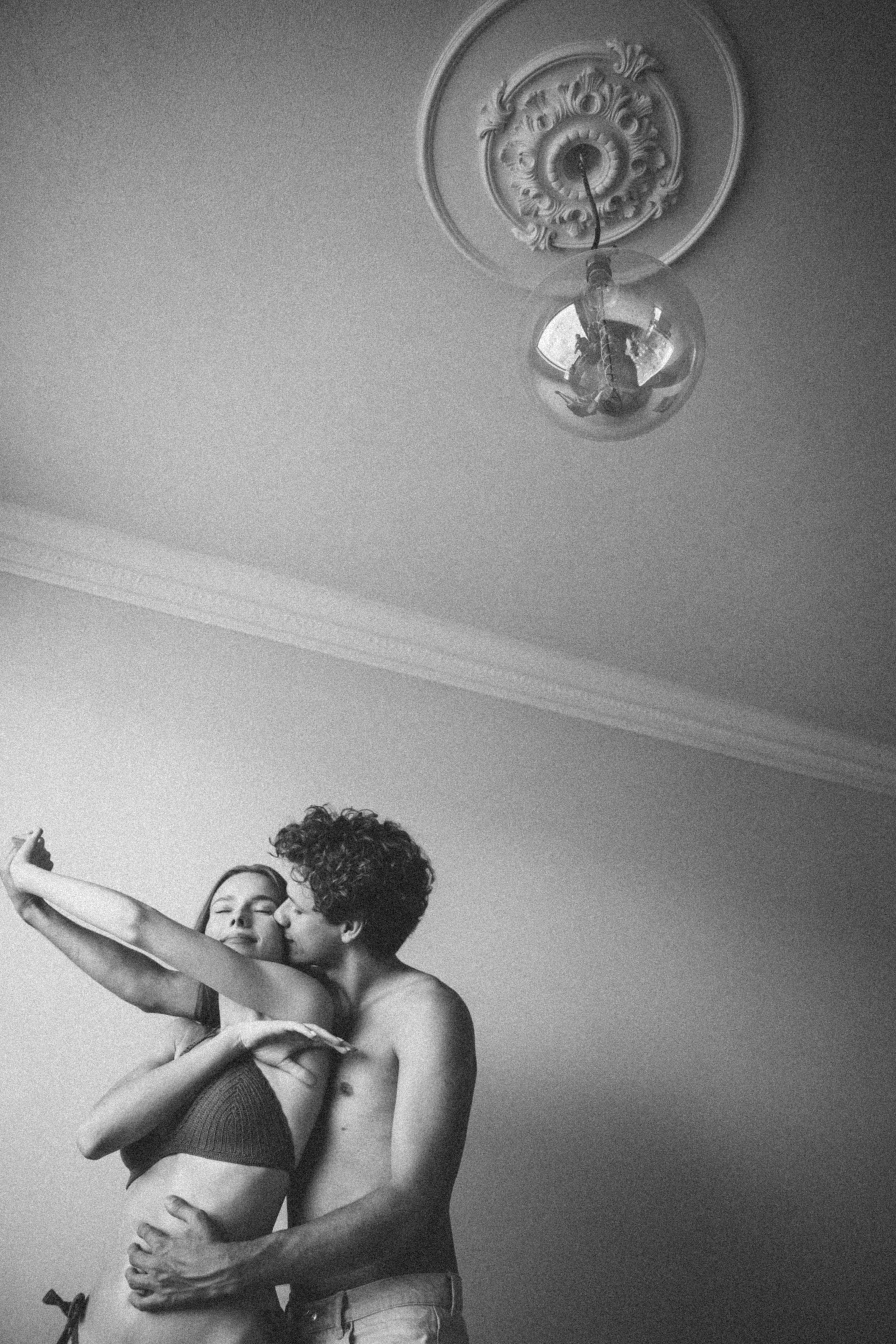 Любовь вокруг. Главная