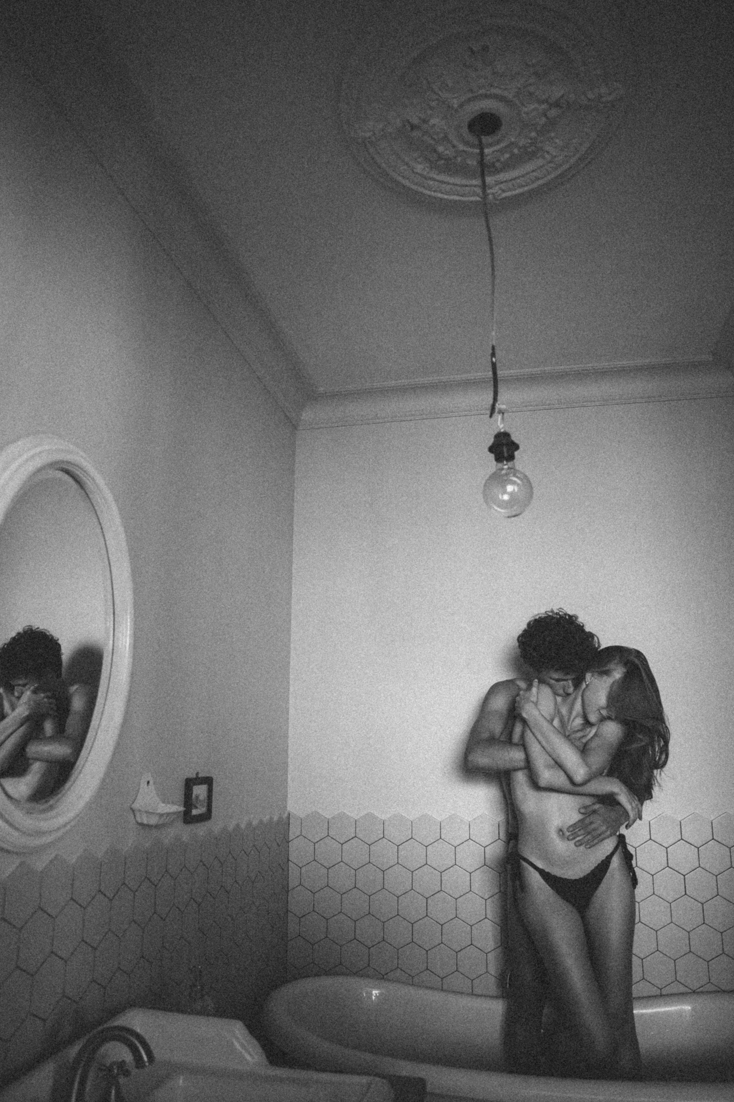 Любовь вокруг. Главная