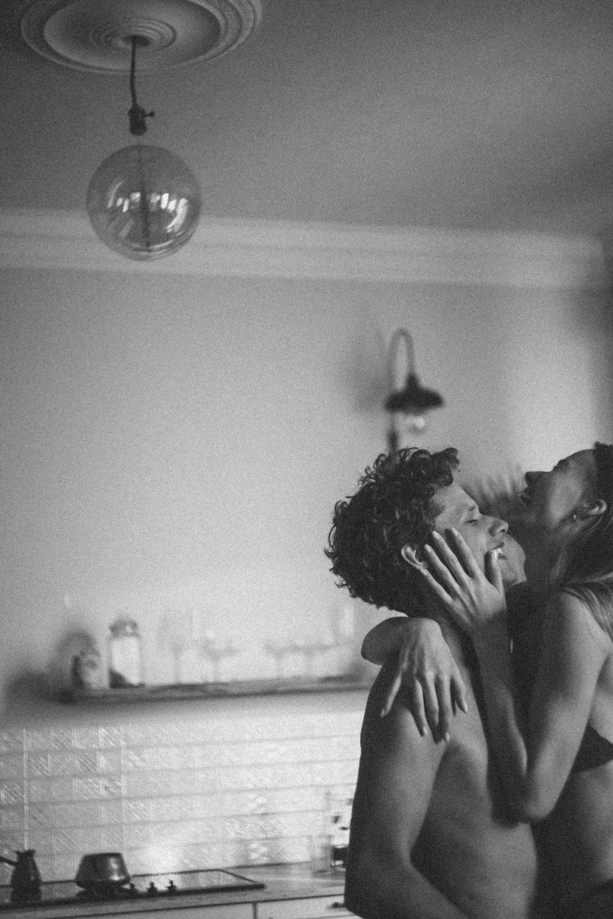 Любовь вокруг. Главная