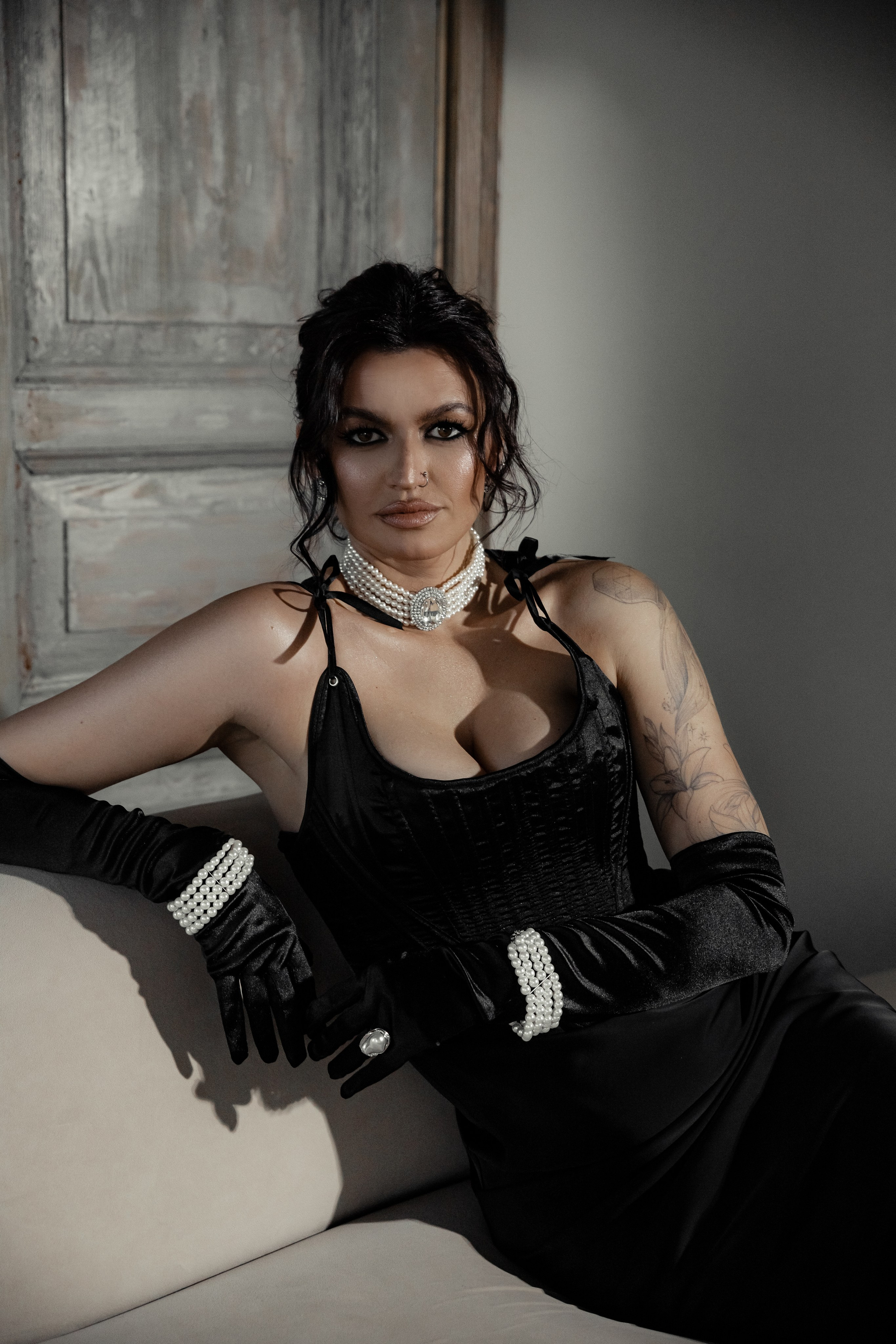 Фотосессия в стиле «Дорого пiZдец». Натали Маглер женский фотограф в Сочи | Адлер | Красная Поляна