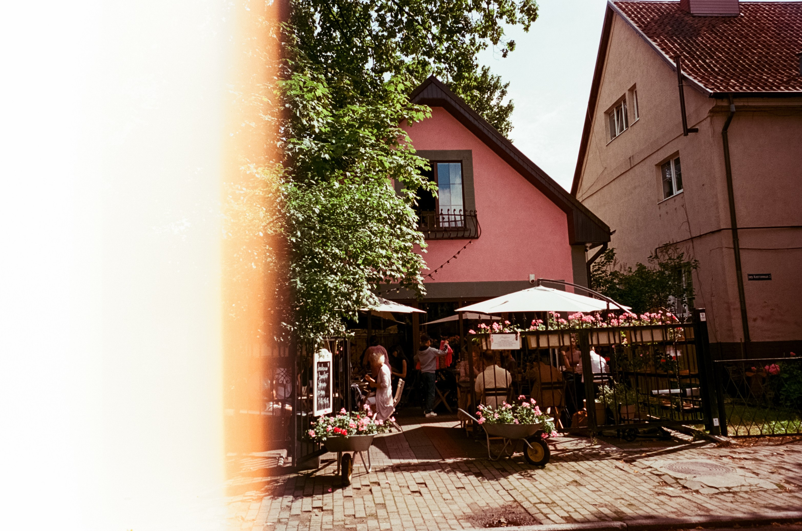 Amalienau Breakfast, Калининград. Фотограф-документалист Мария Осокина