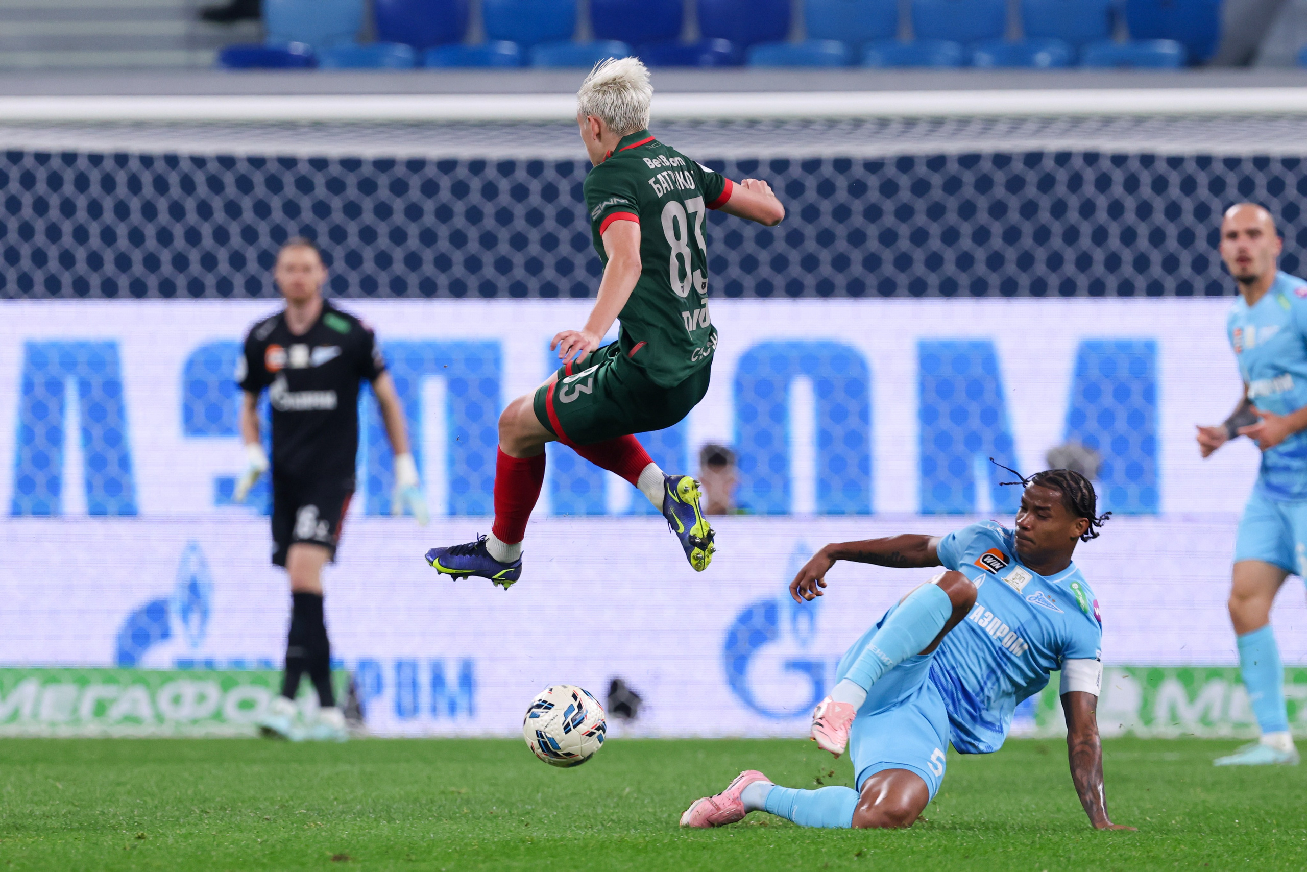 ФК «Зенит» — ФК «Локомотив» 14 тур РПЛ 01.11.2025. Спортивный и репортажный фотограф Антон Тереханов