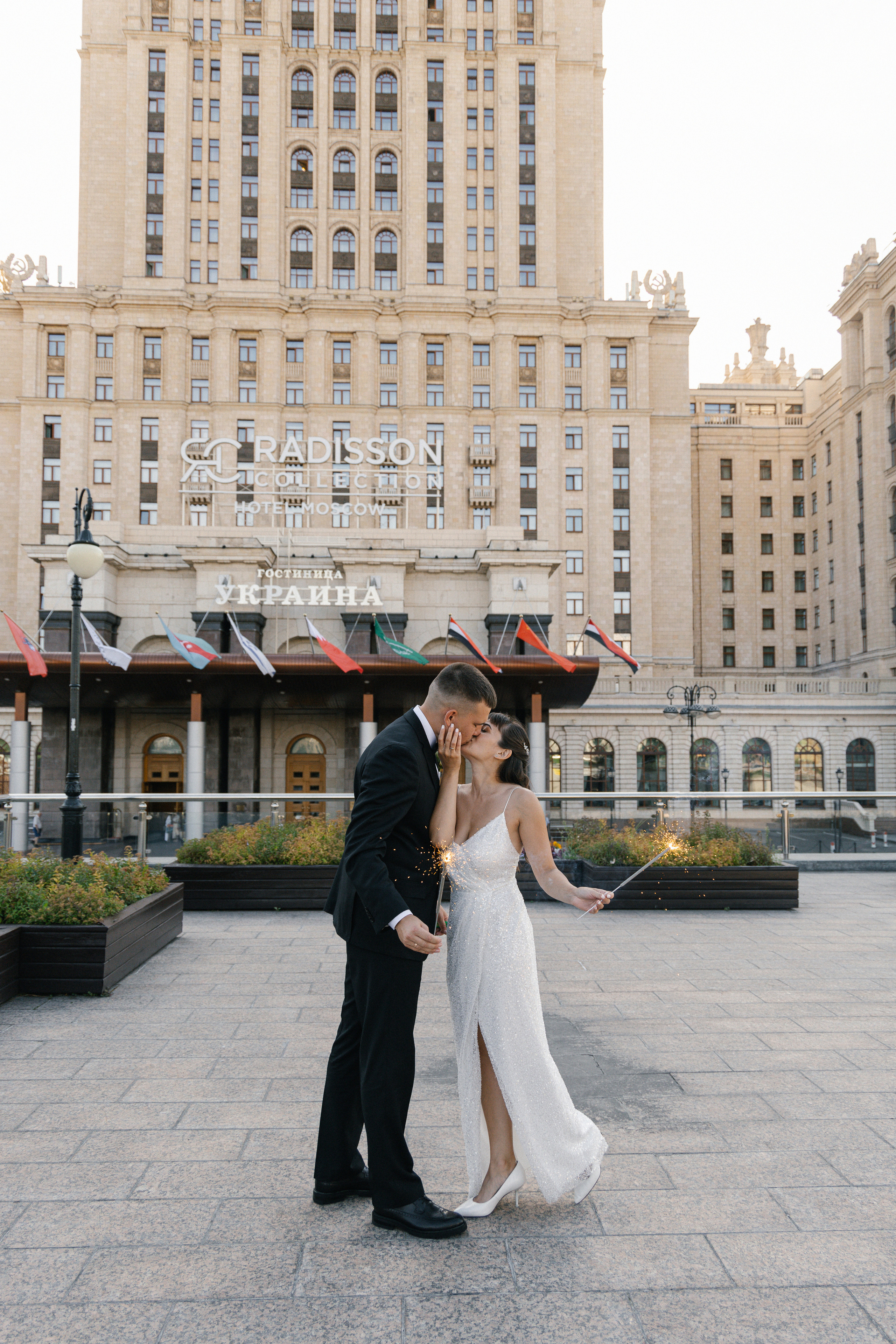 АРХИВ Тамара и Кирилл: М.Сити, Бердс, Большой Театр, отель Украина. Свадебный фотограф Москва